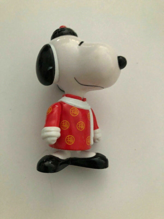 SNOOPY CHINA Genuine McDONALDS HAPPY MEAL TOYS Figurine