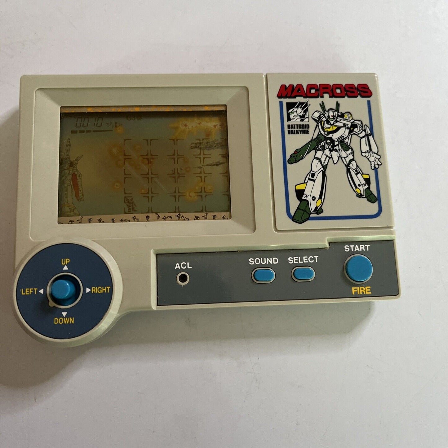 Macross Space Flight Portable Handheld Electronic Game Made in Japan 1983