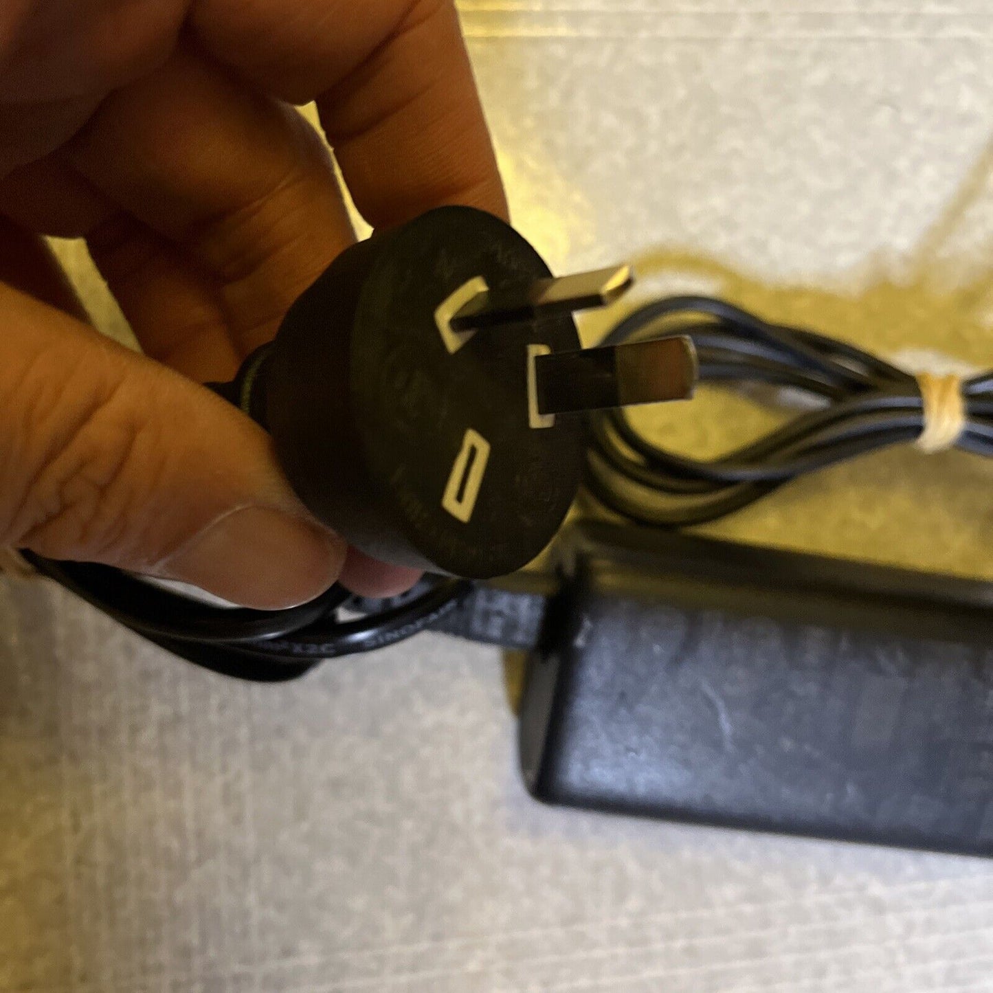 Genuine Harman Kardon DT19V-2C-DC Power Supply 19v 2A AC Adapter for Speaker