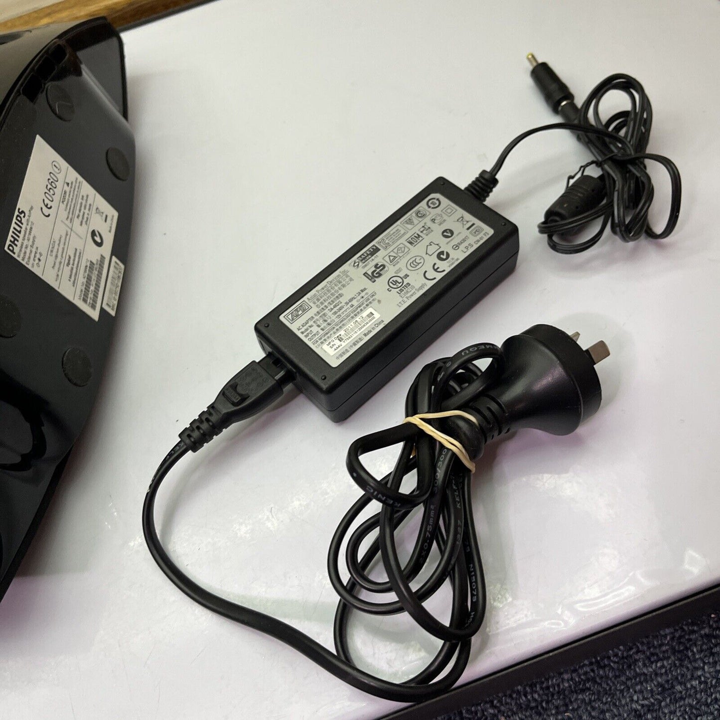 Philips Fidelio SoundAvia Wireless Wi-Fi Speaker AirPlay AD7000W/12