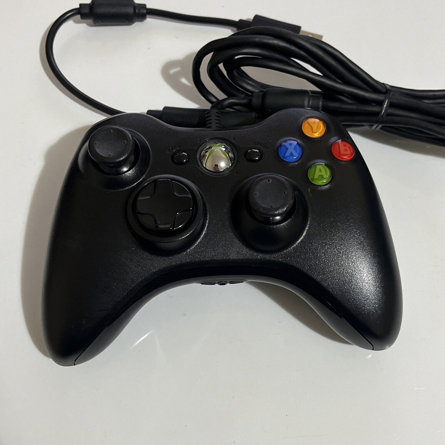 Genuine Official Microsoft XBOX 360 Controller Wired USB Black