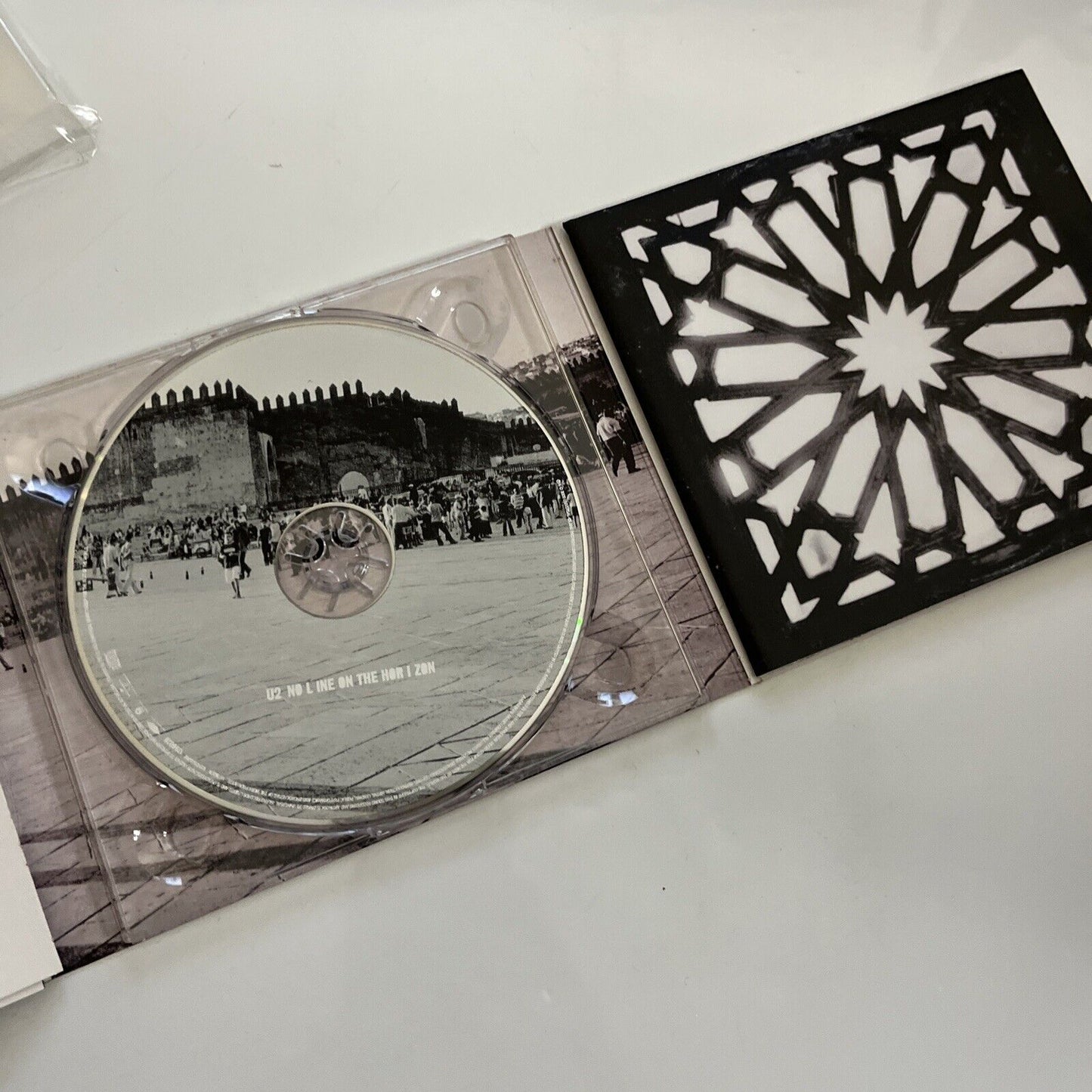 No Line on the Horizon by U2 Limited Edition (CD, 2009, Enhanced)