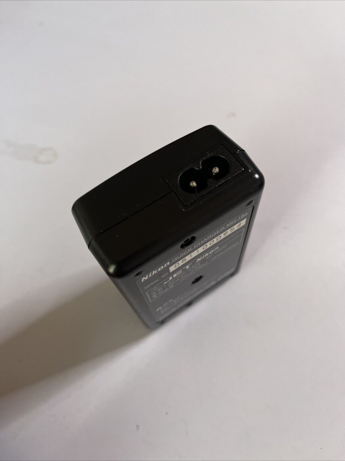 Genuine Nikon Quick Camera Charger MH-18a for EN-EL3 EN-EL3a EN-EL3e Battery