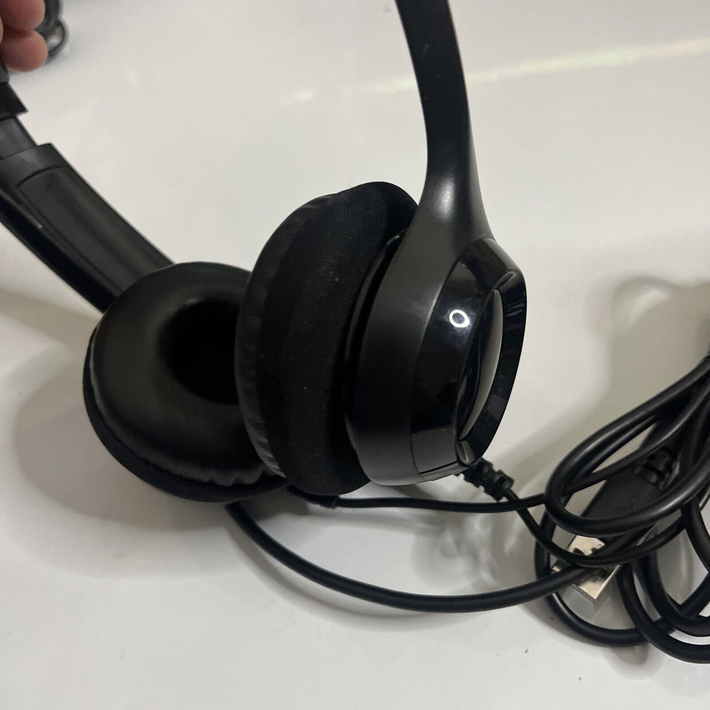 Logitech H390 Headset with Noise Cancelling Microphone USB Wired DZL-A00086