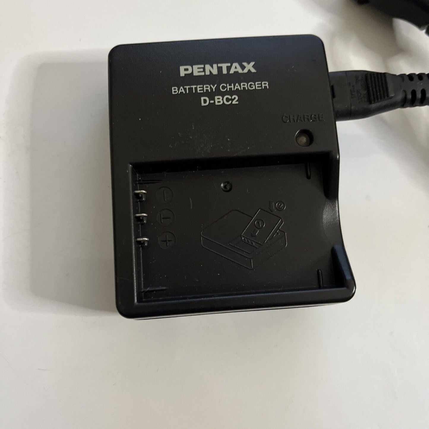 Genuine Pentax D-BC2 Camera Battery Charger for D-LI2 DL12 Battery
