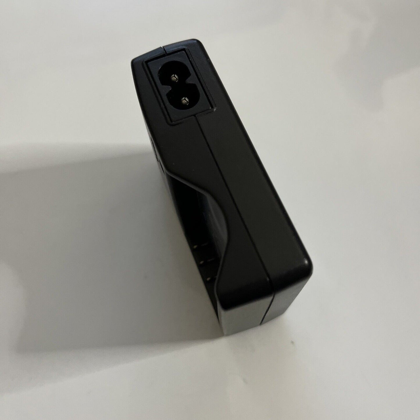 Genuine Pentax D-BC2 Camera Battery Charger for D-LI2 DL12 Battery