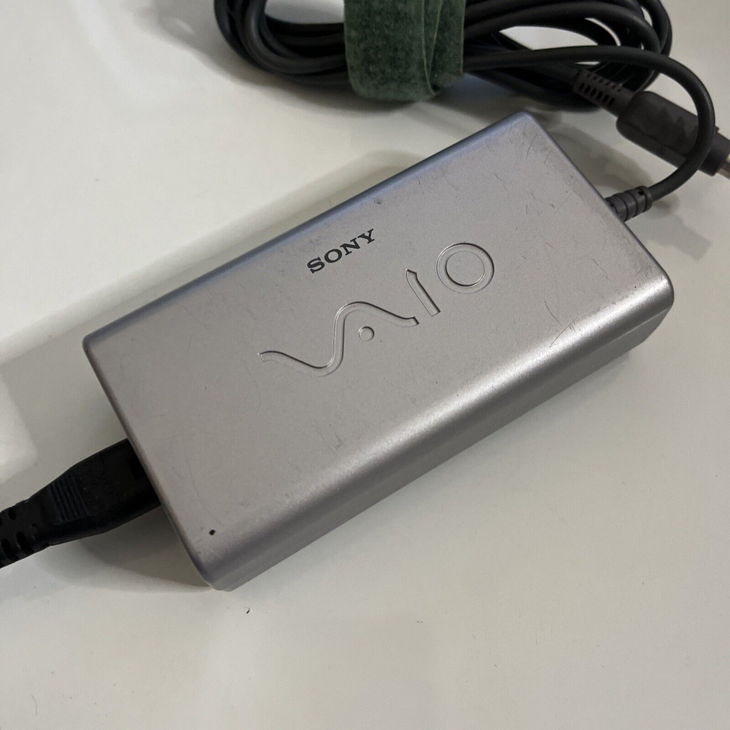 Genuine Sony VAIO AC Adapter PCGA-AC16V3 Laptop Power Supply 16V 3.75A