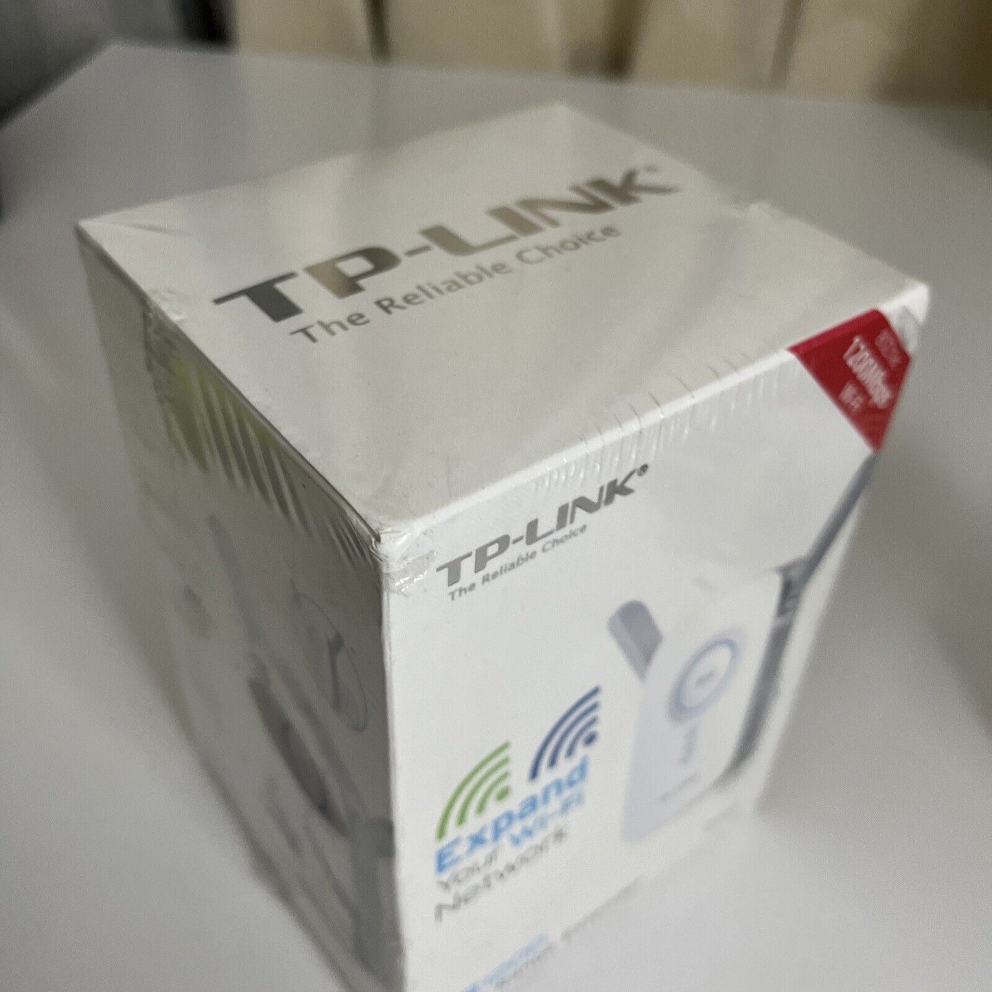 TP-LINK AC1200 Wall Plug Wi-Fi Range Extender 1200 Mbps Brand NEW Sealed