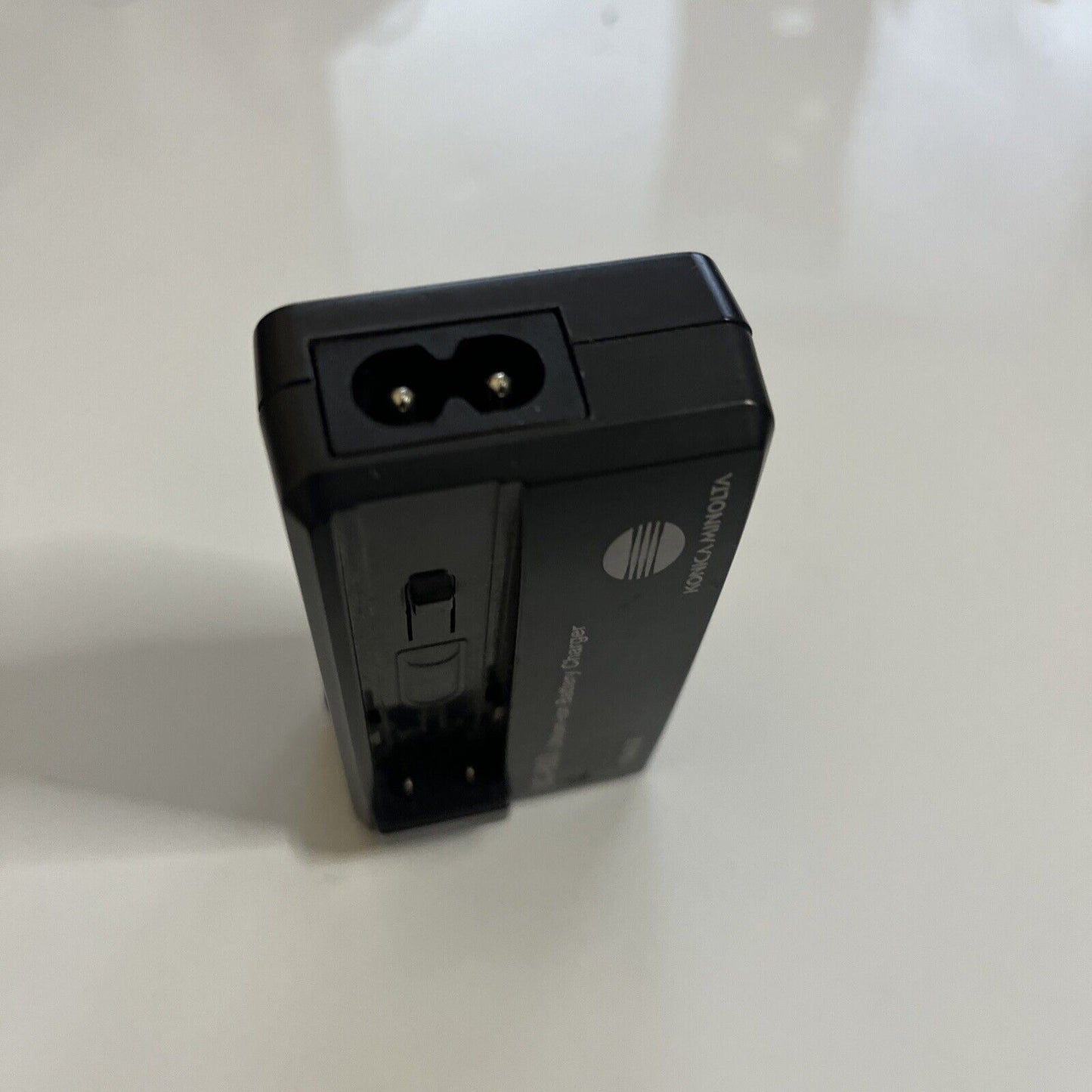 Genuine Konica Minolta BC-800 Camera Battery Charger for NP-700 Battery