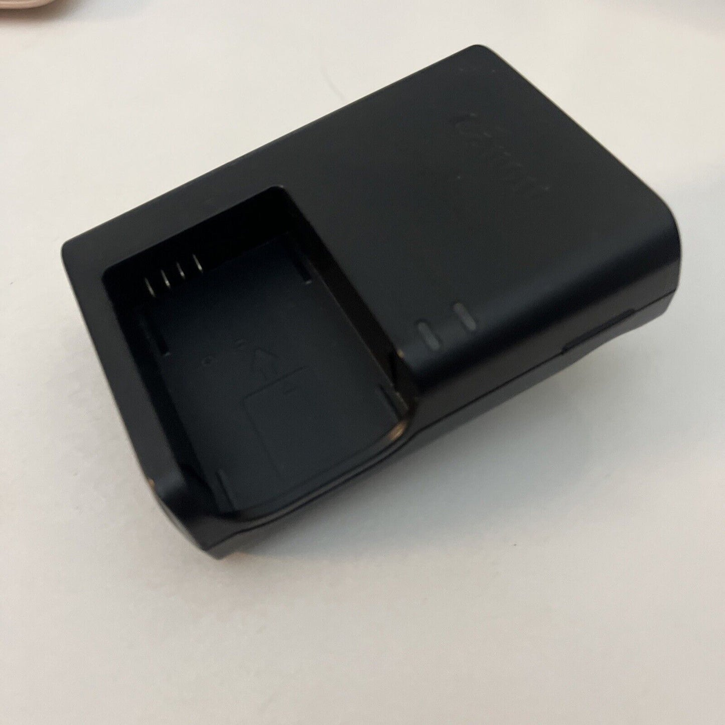 Genuine Canon LC-E12 Camera Battery Charger for LP-E12 LP-E12E Battery