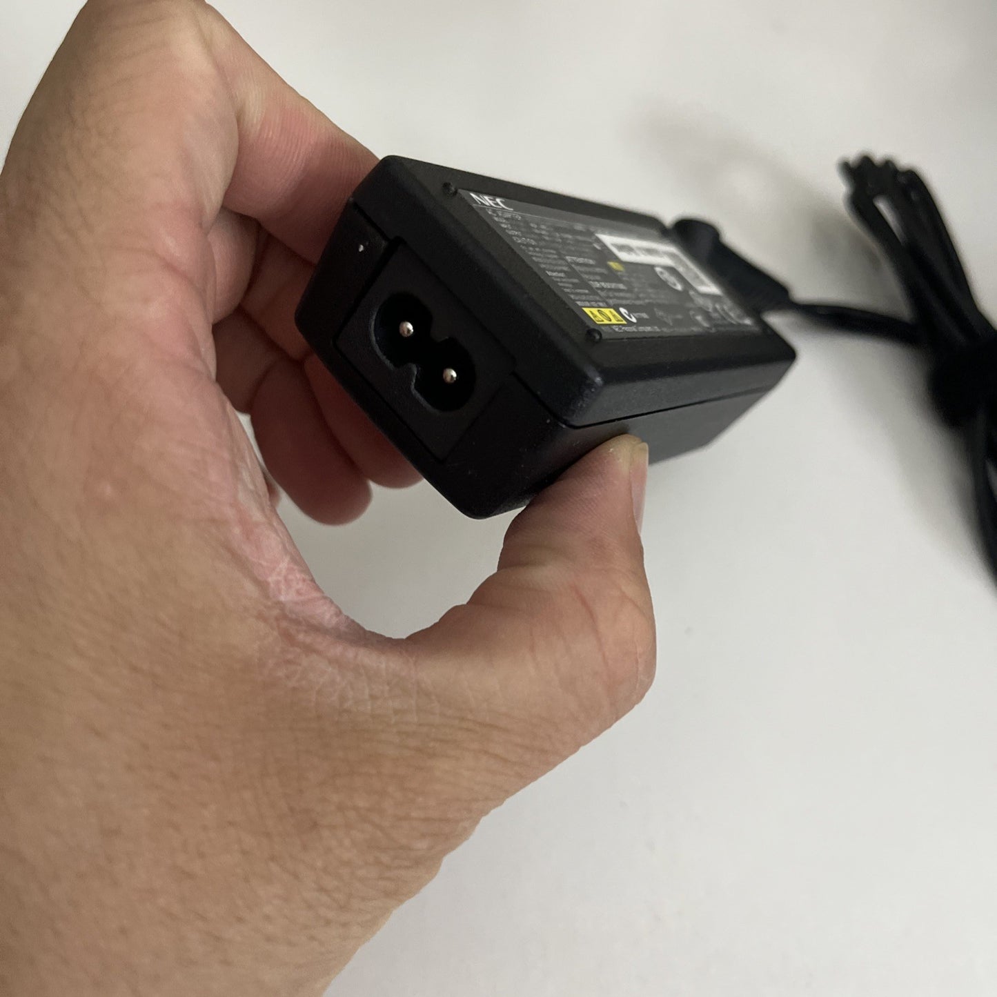 Genuine NEC AC Adapter ADP-40ED A Laptop Power Supply 19V 2.1A