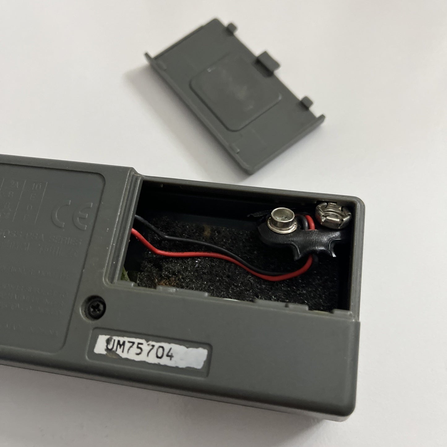 BOSS TU-8 Guitar And Bass Tuner