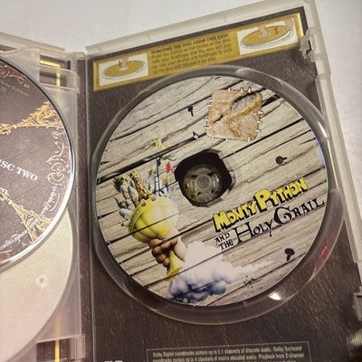 Monty Python and the Holy Grail (Extraordinary Deluxe Edition, DVD 1974) Region4