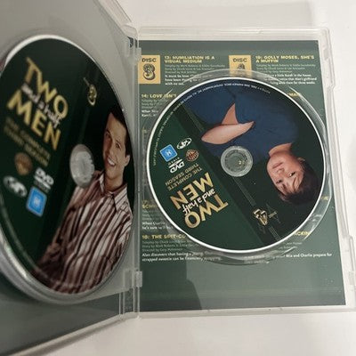 Two and a Half Men : Season 3 (DVD, 2005, 4-Disc) Charlie Sheen Region 4