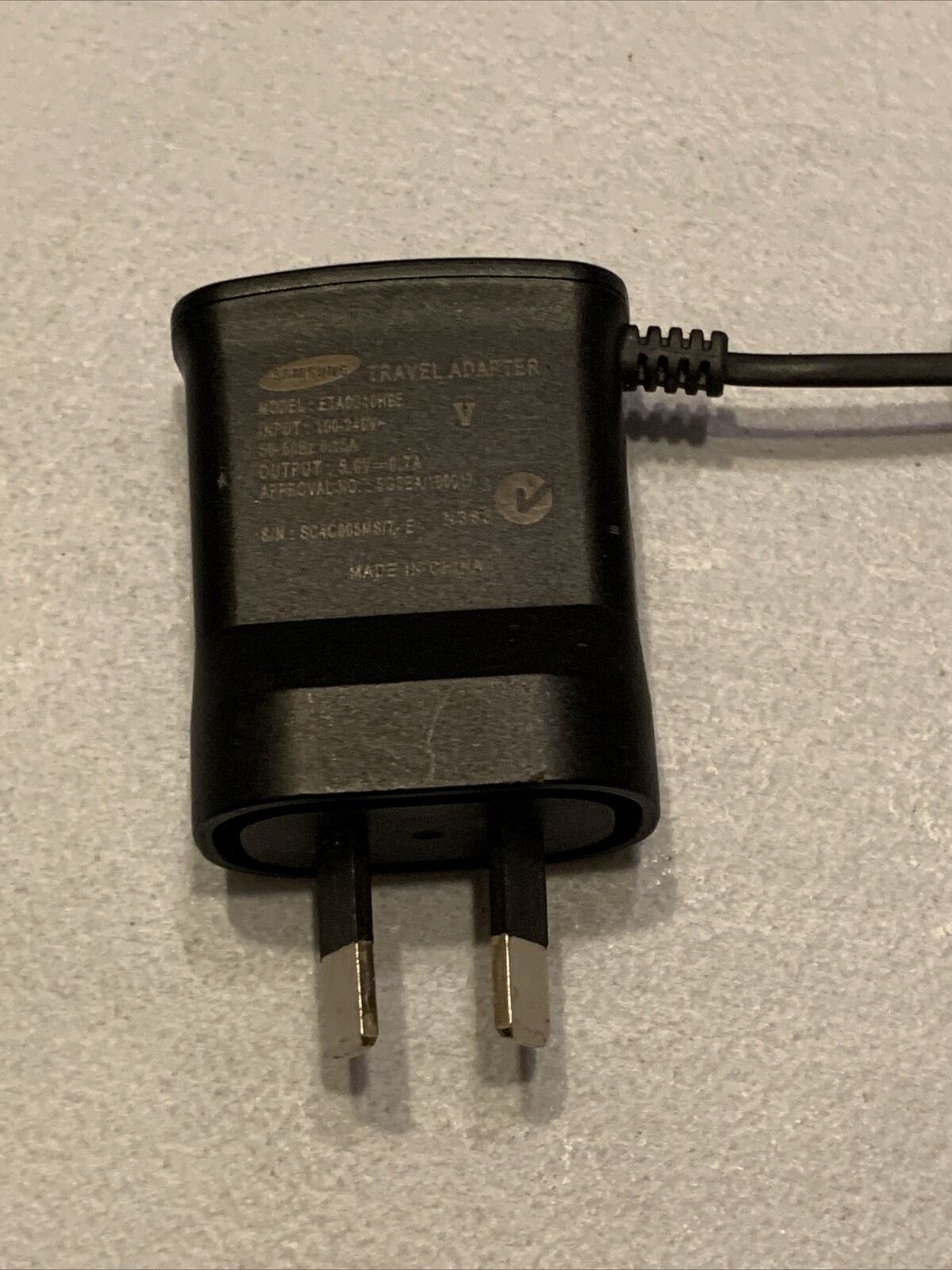 Genuine Samsung Travel Adapter ETA0U10HBE 5V 0.7A