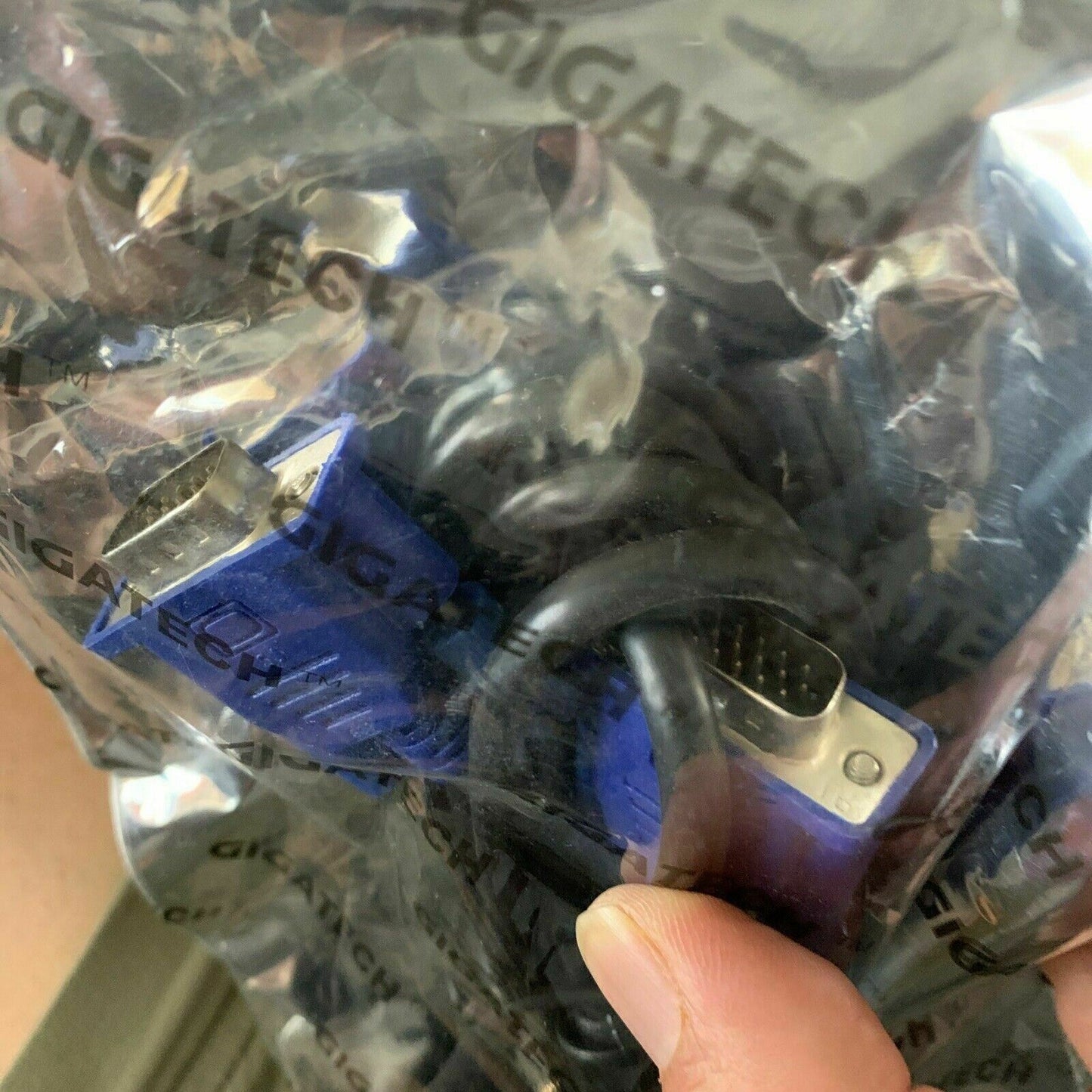 *New* Gigatech Male-to-Male VGA Monitor Adapter