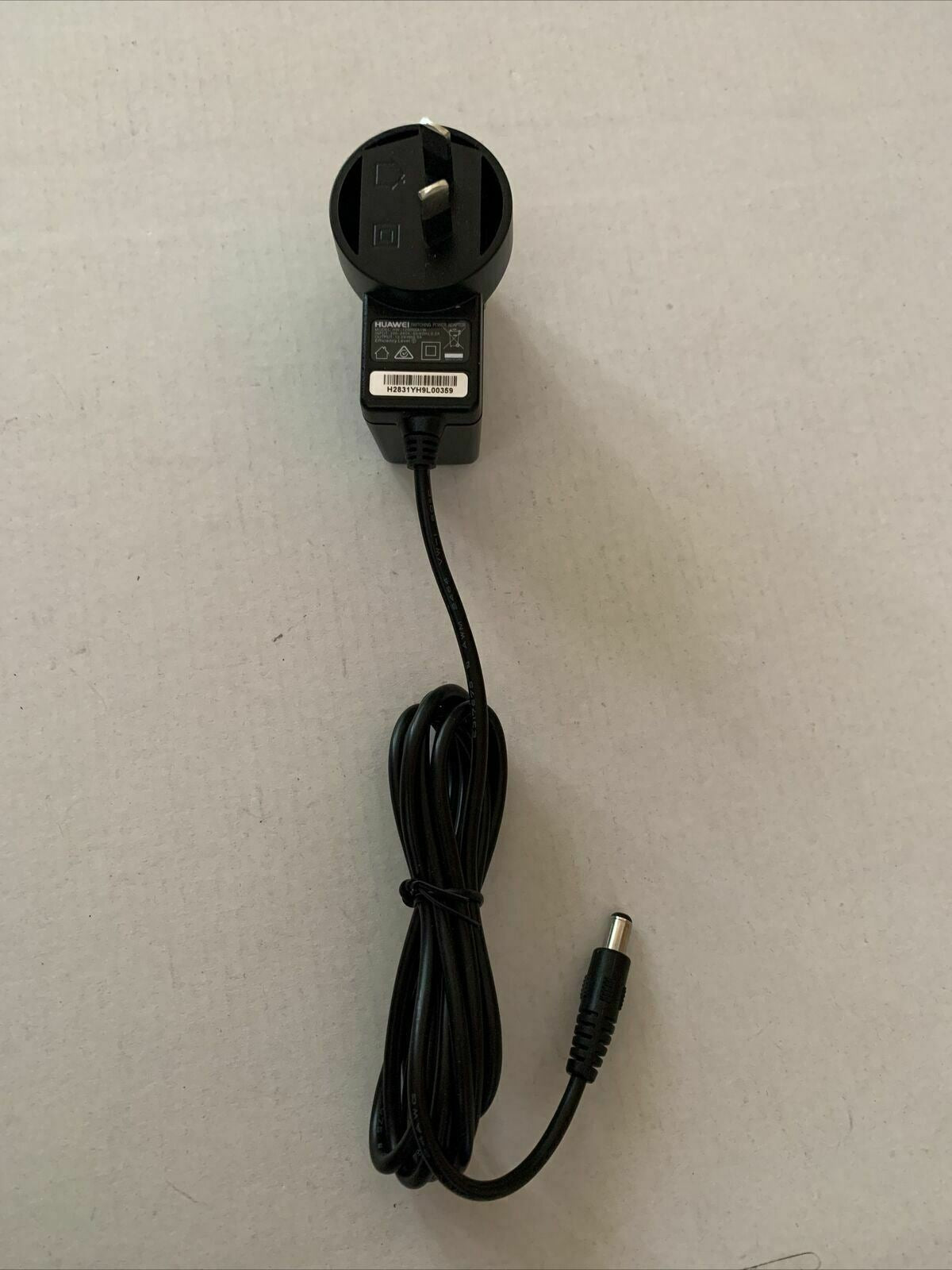 Huawei HW-120050A1W Switching Power Adapter 12v 0.5a