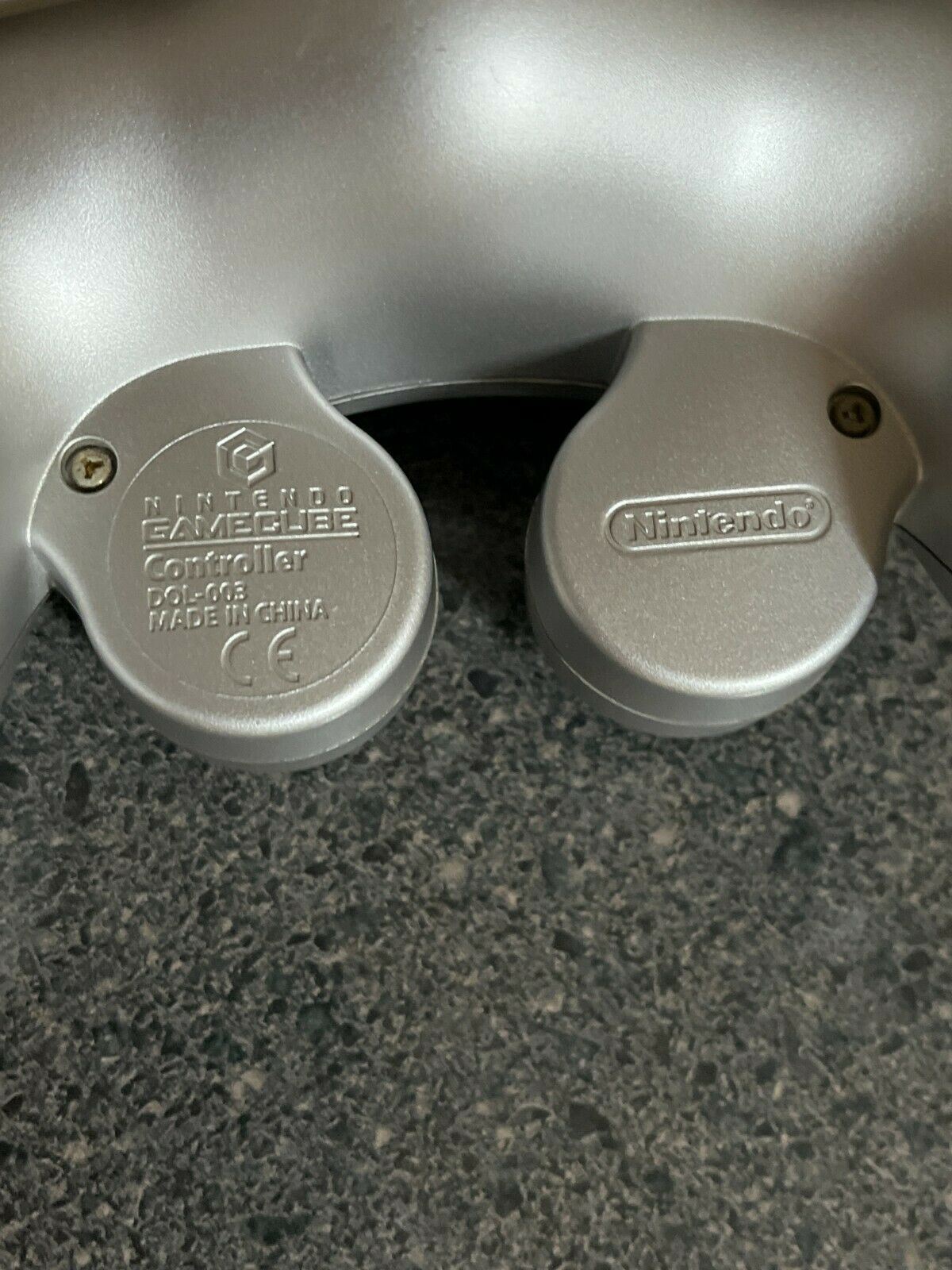 Genuine Official Nintendo GameCube Controller Silver DOL-003. Tested & Working