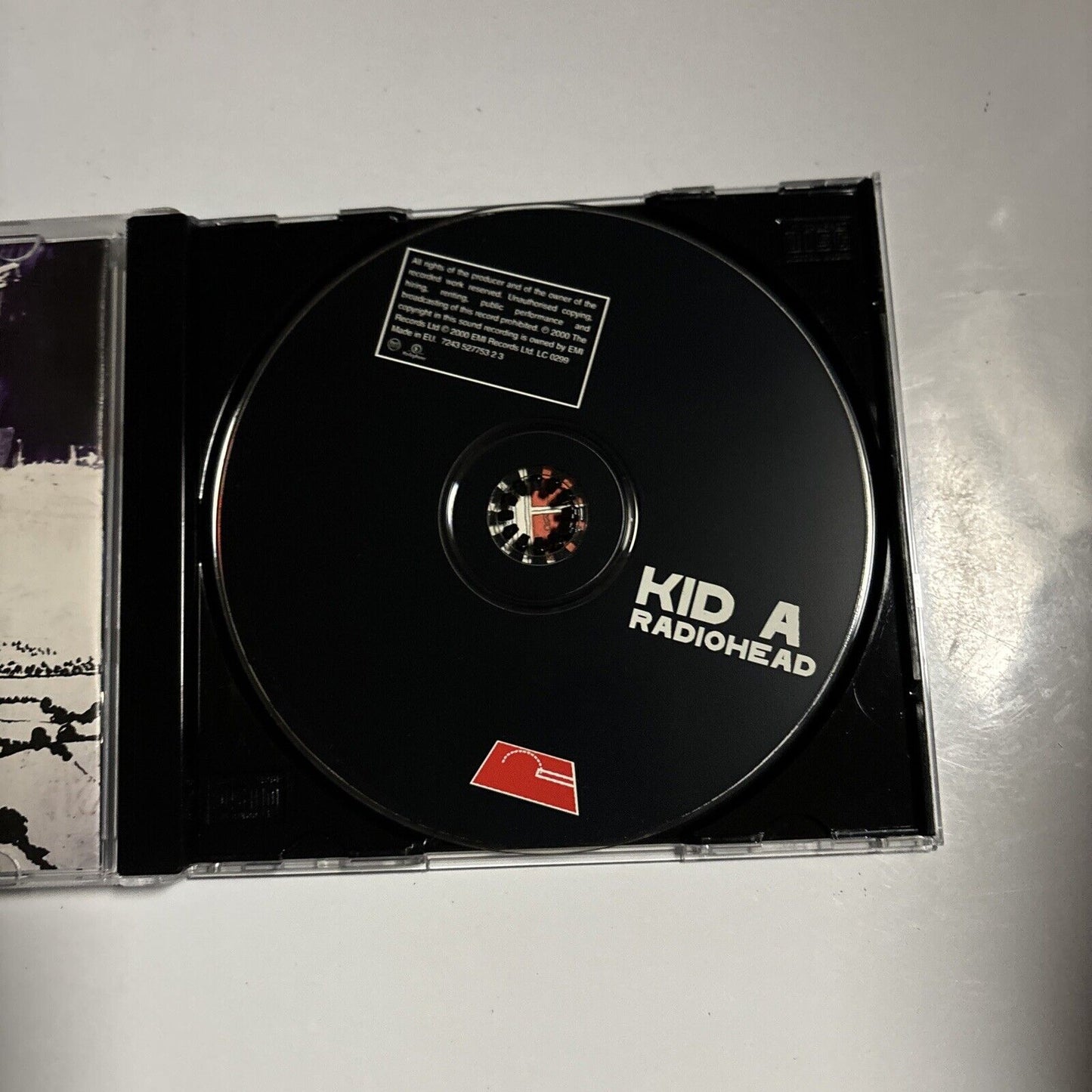 Radiohead - Kid A (CD, 2000) Capitol Records CDP 7243 5 27753 0 1