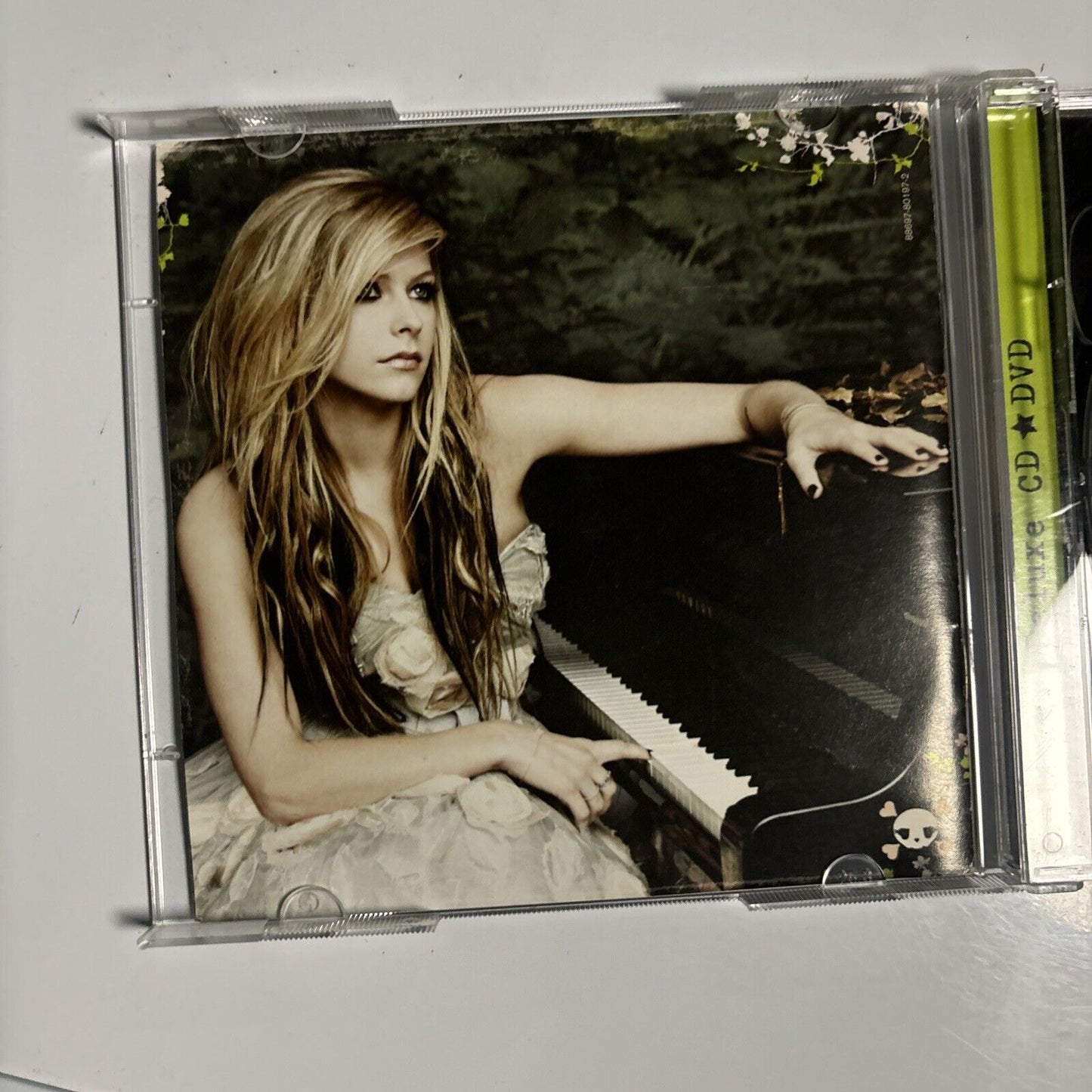 Avril Lavigne - Goodbye Lullaby (CD + DVD, 2011) RCA