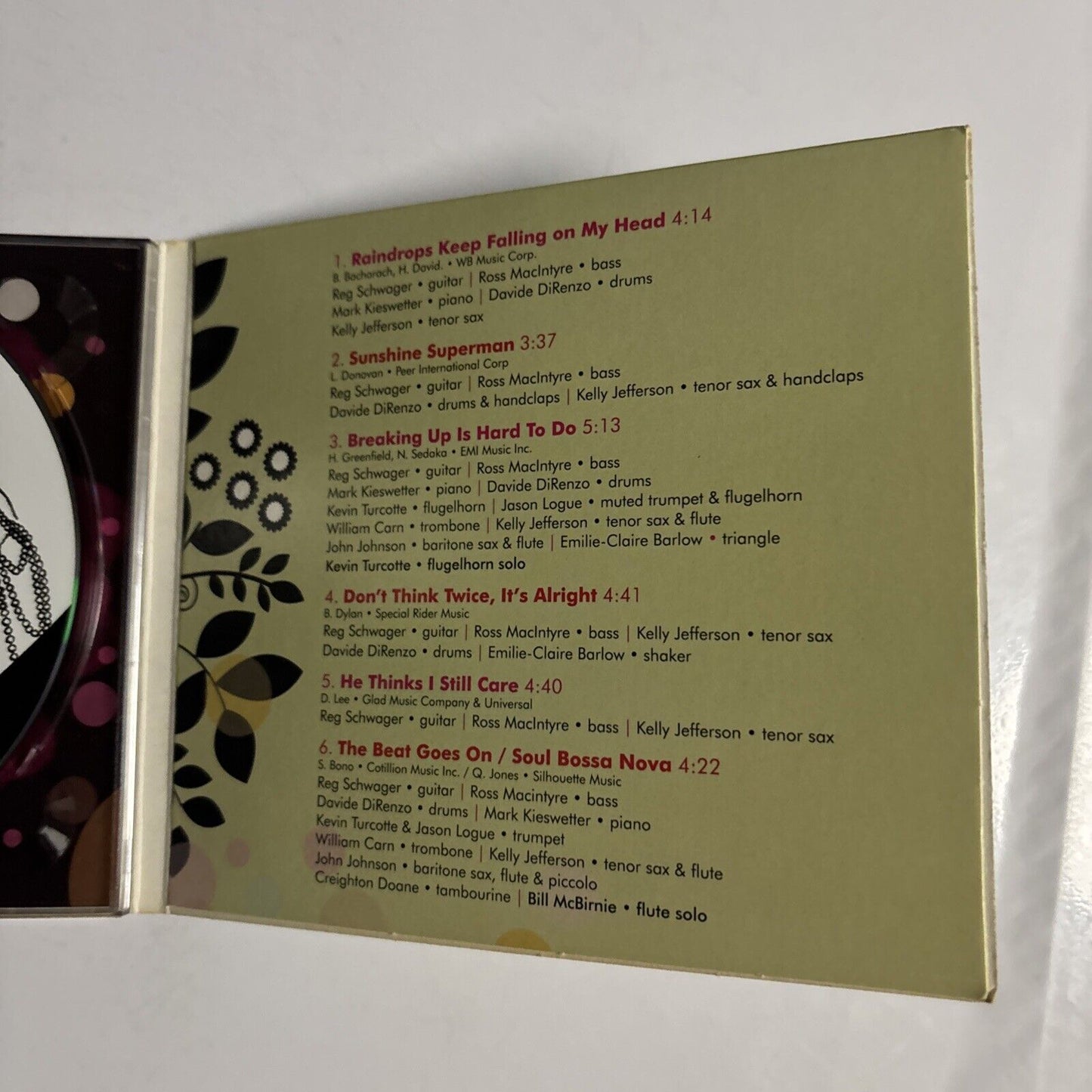 Emilie-Claire Barlow � The Beat Goes On (CD, 2010) EMG445 Digipak