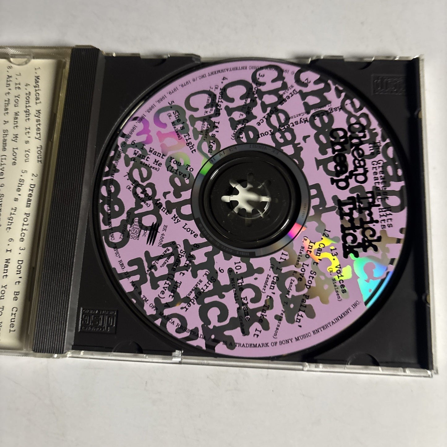 Cheap Trick – The Greatest Hits (CD, 1991) US EK 48681