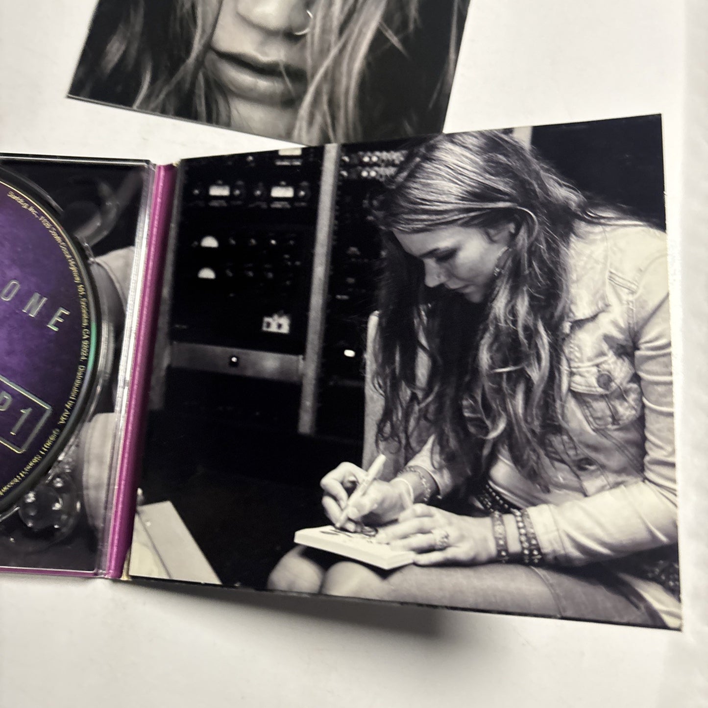 Joss Stone – LP1 (CD, 2011) US Digipak 2-527769