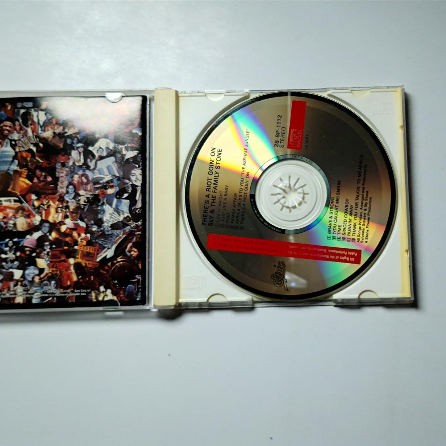 Sly & The Family Stone – There's A Riot Goin' On (CD, 1987) Japan 28・8P-1112