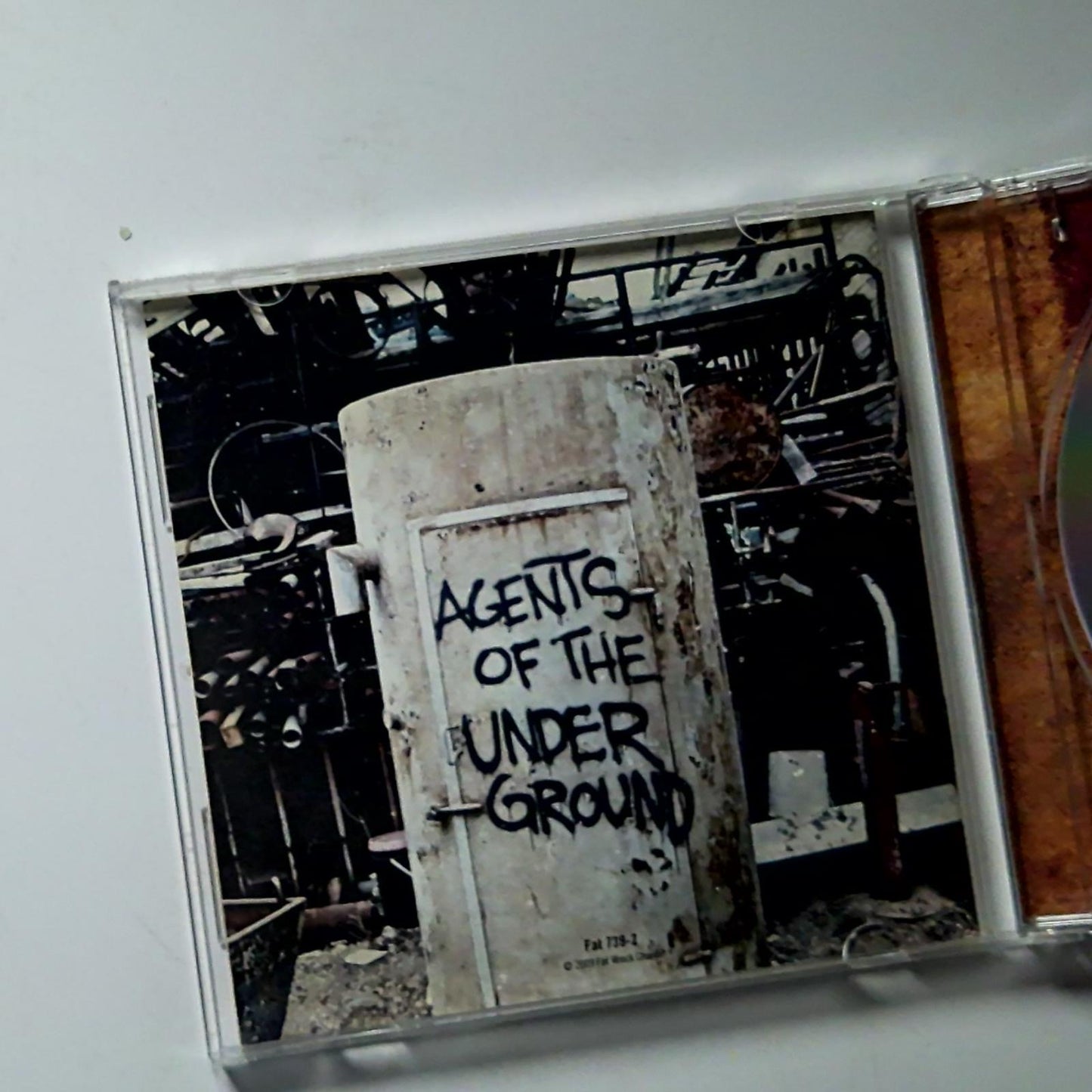 Strung Out – Agents Of The Underground (CD, 2009) US FAT739-2