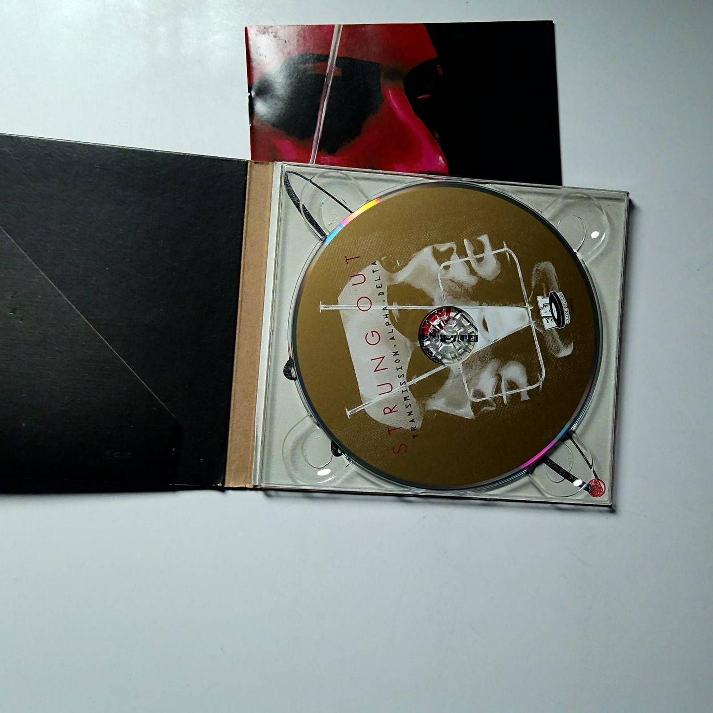 Strung Out – Transmission.Alpha.Delta (CD, 2015) US FAT920-2