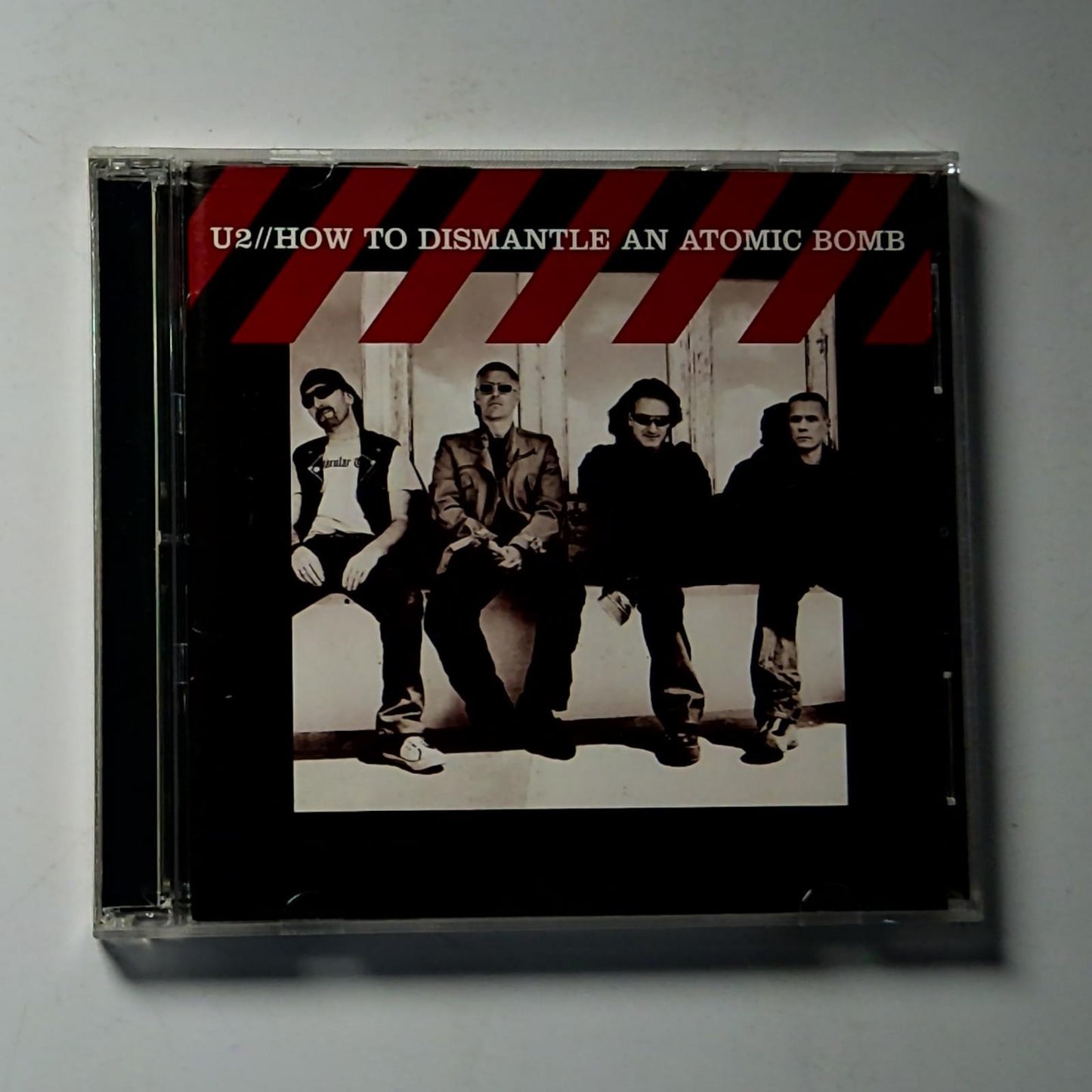 U2 – How To Dismantle An Atomic Bomb (CD + DVD, 2004) US B0003613-00