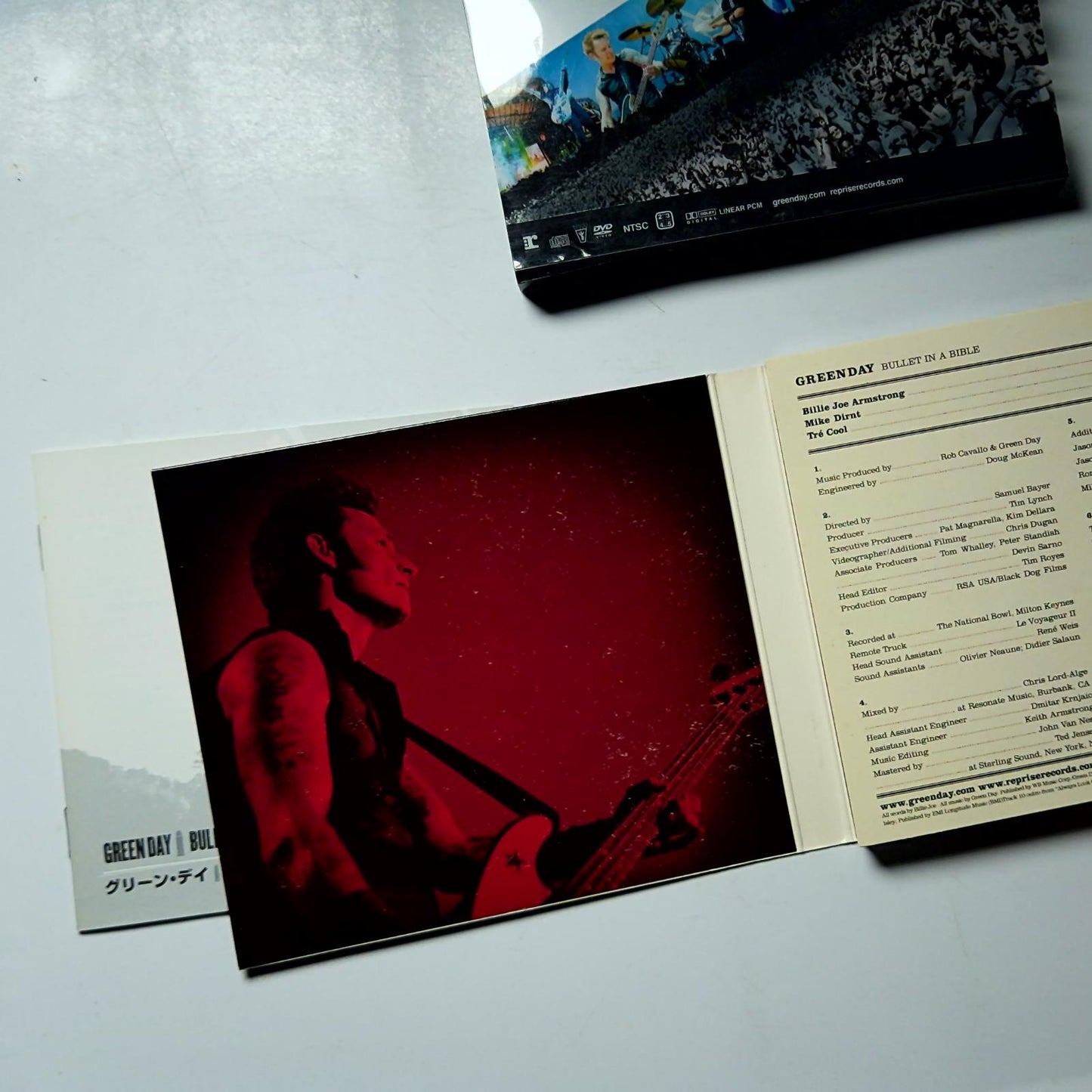 Green Day – Bullet In A Bible (CD + DVD, 2005) Japan WPZR-30108~9