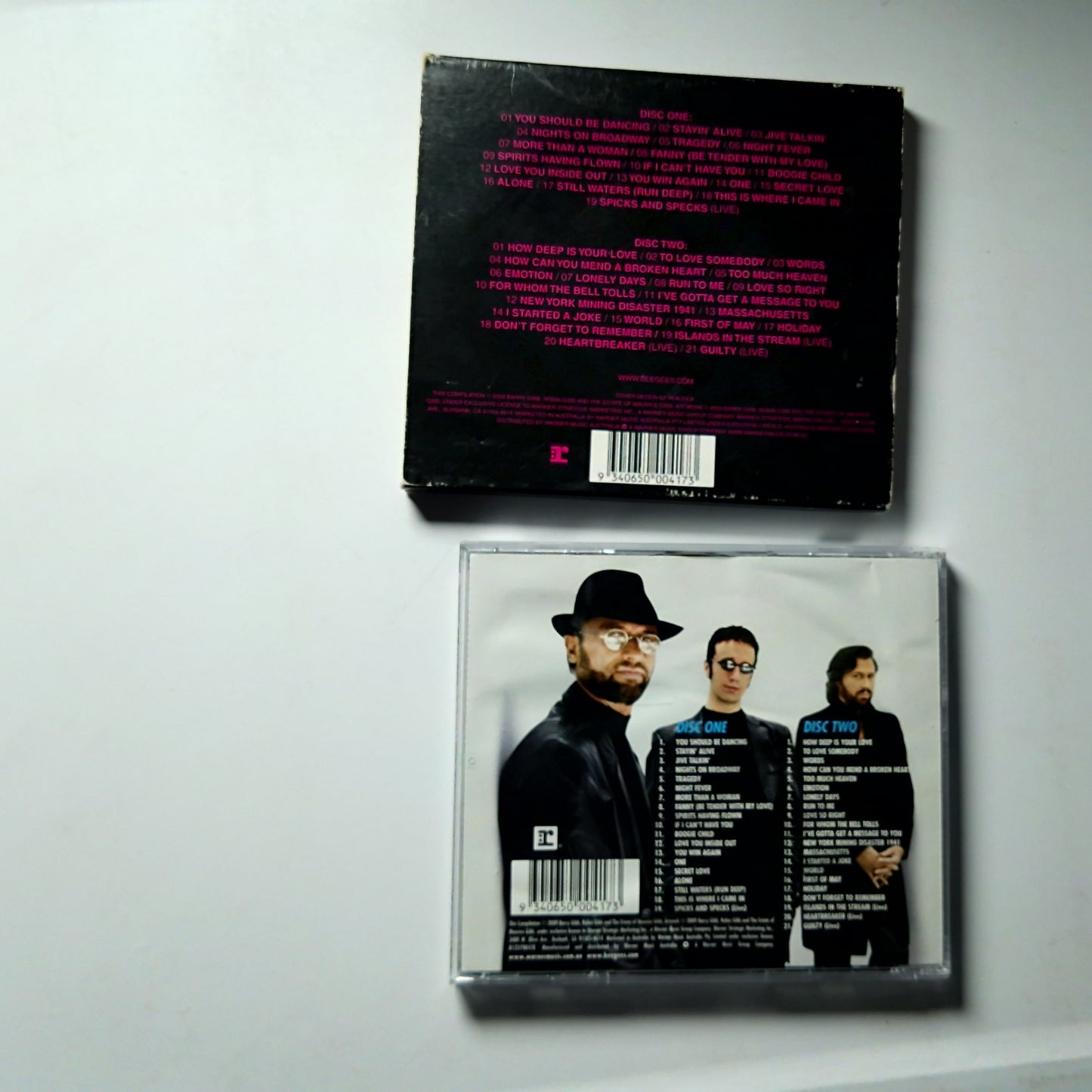Bee Gees – The Ultimate Bee Gees (CD, 2009) Australia 8122798478
