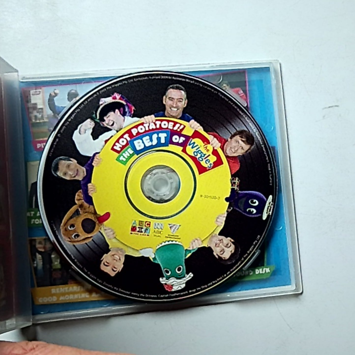 The Wiggles – Hot Potatoes! The Best Of The Wiggles (CD, 2009) Australia