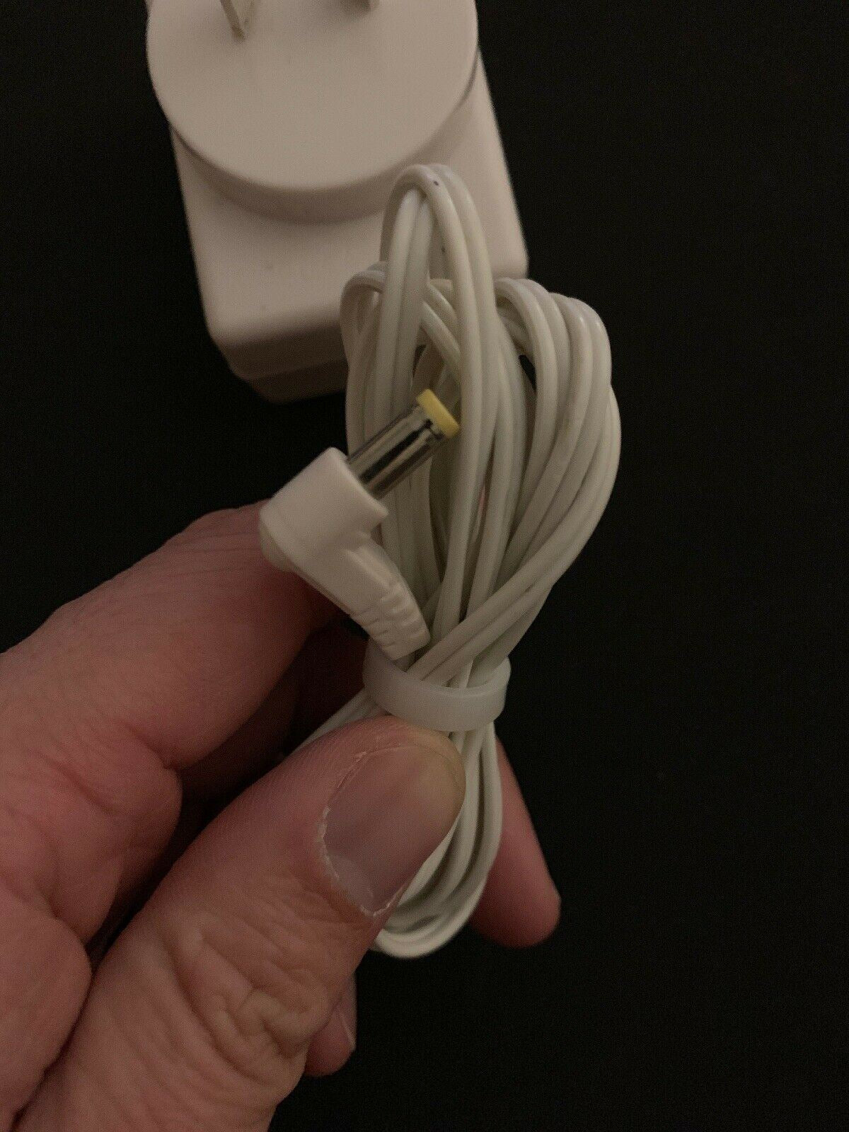 Genuine Philips SBC CS0920/34W AC Adapter 9V 200mA