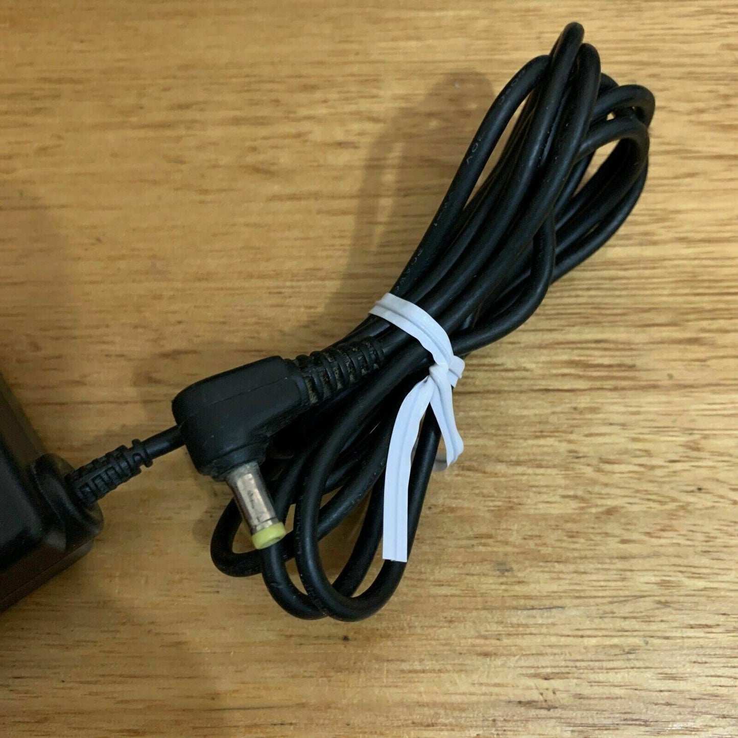 Genuine Official Sony PSP-100 AC Adaptor 100-240V 5v 2000mA for Sony PSP