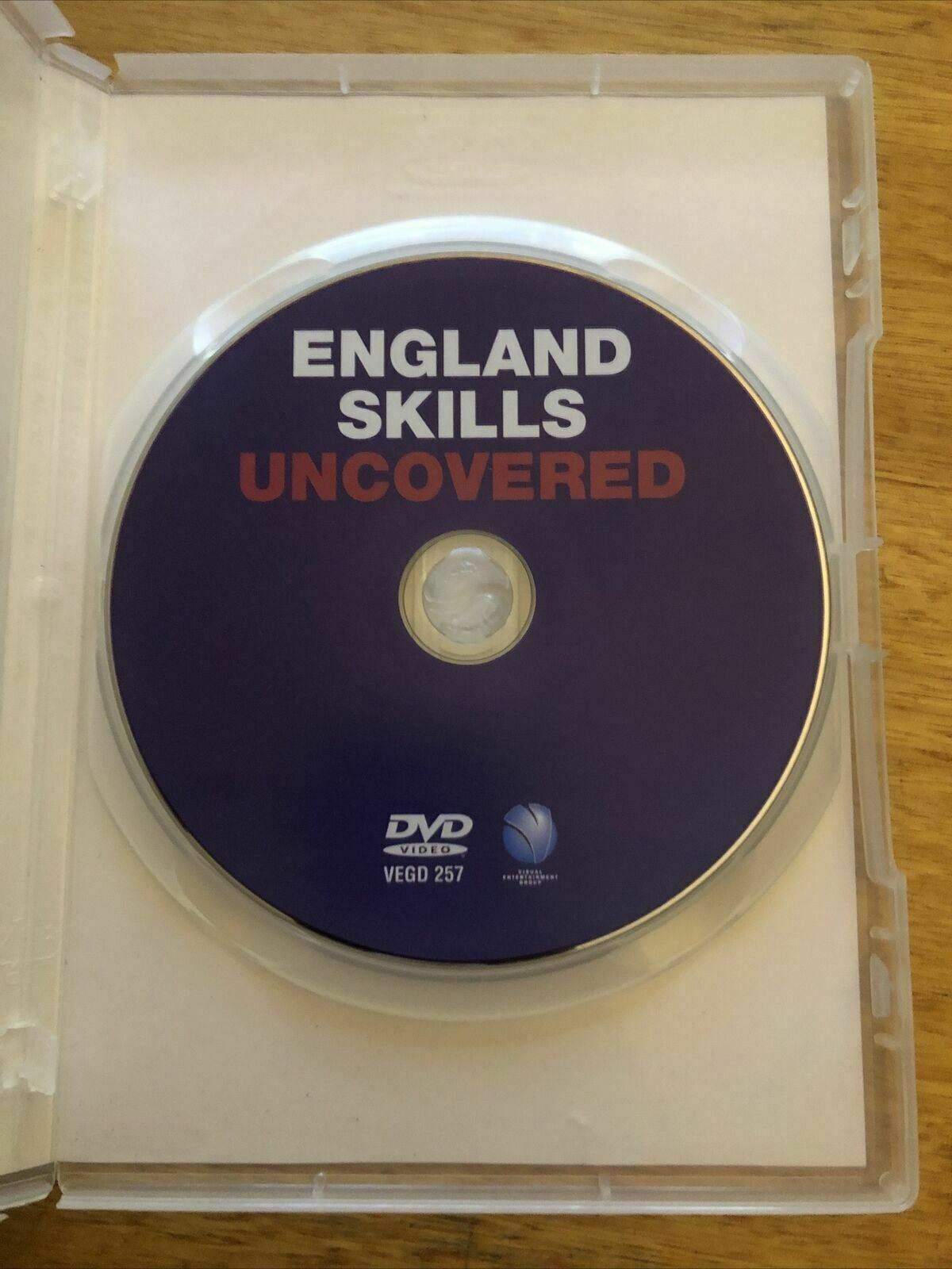 FA Soccer: England Skills Uncovered (DVD, 2003) David Beckham, Michael Owen
