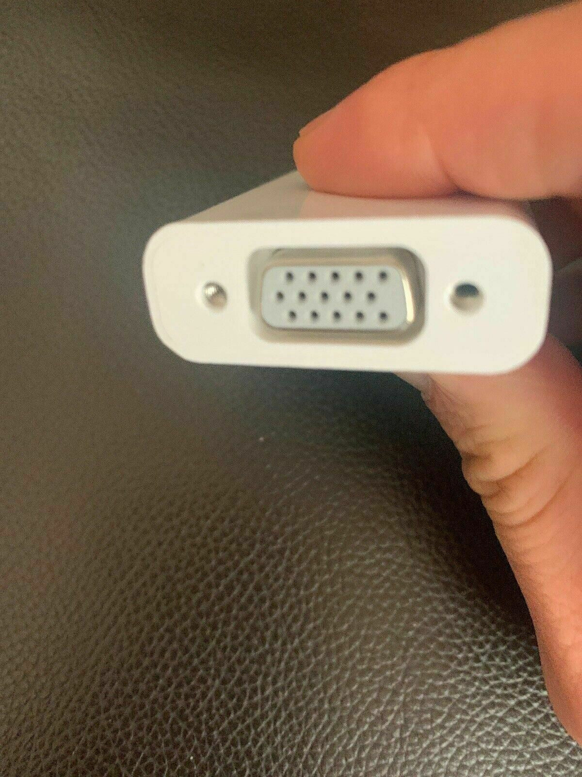 *Genuine* Apple A1368 30-pin to VGA Adapter