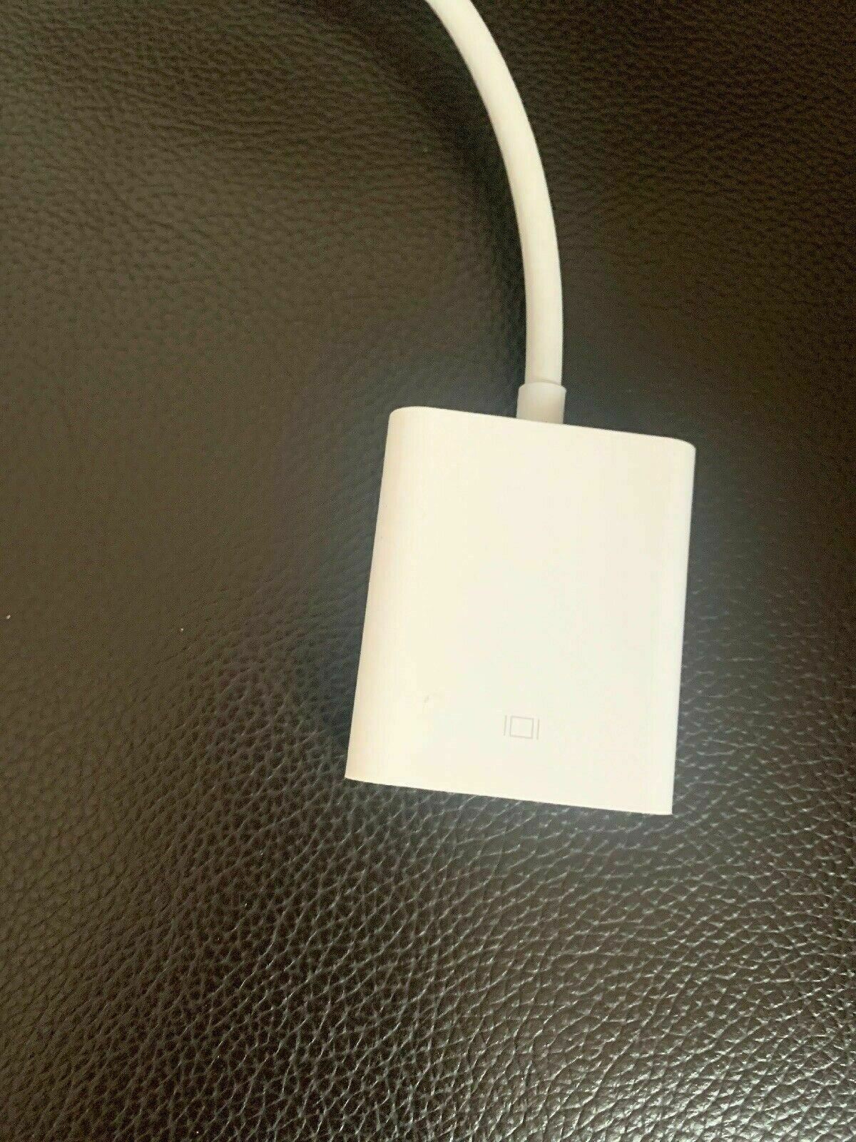 *Genuine* Apple A1368 30-pin to VGA Adapter