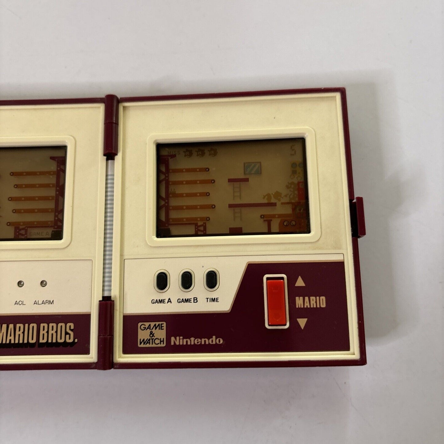 Mario Bros. Game & Watch Pokka MW-56 1983