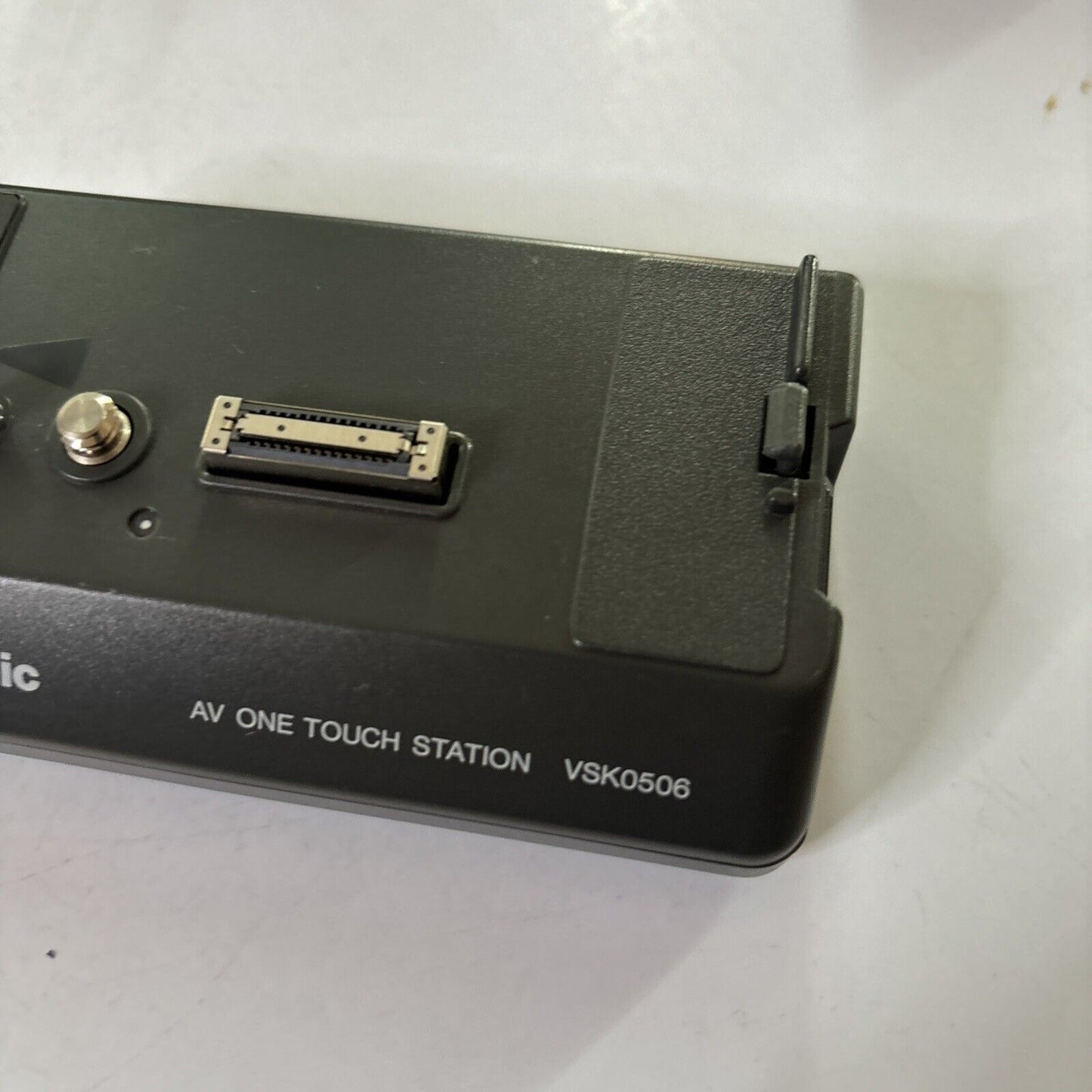 Panasonic VSK0506 Mini DV Camera Dock Japanese label AV One Touch Station Cradle