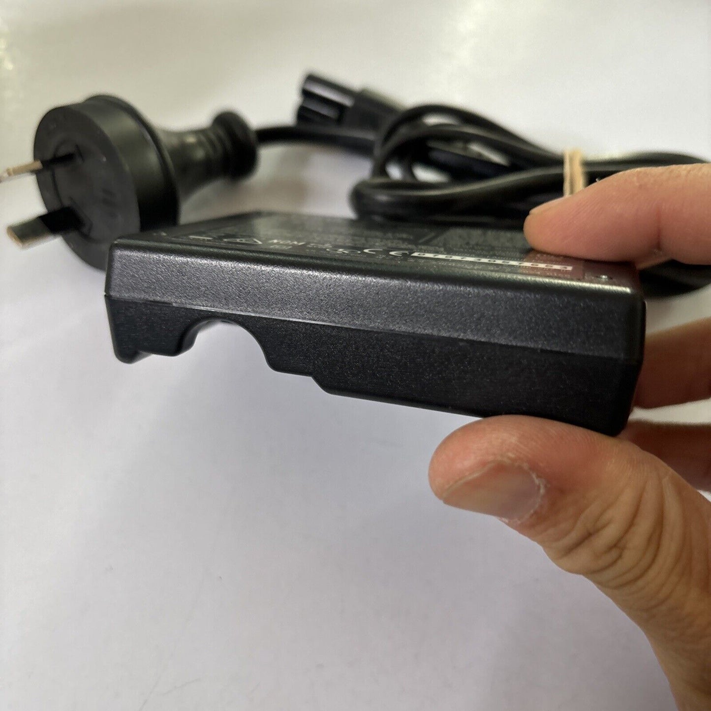 Genuine Pentax D-BC63 Battery Charger