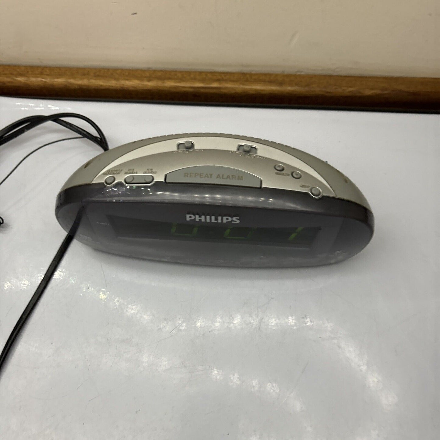 Philips AJ3540/79 Large LED Dual Alarm Clock AM/FM Radio