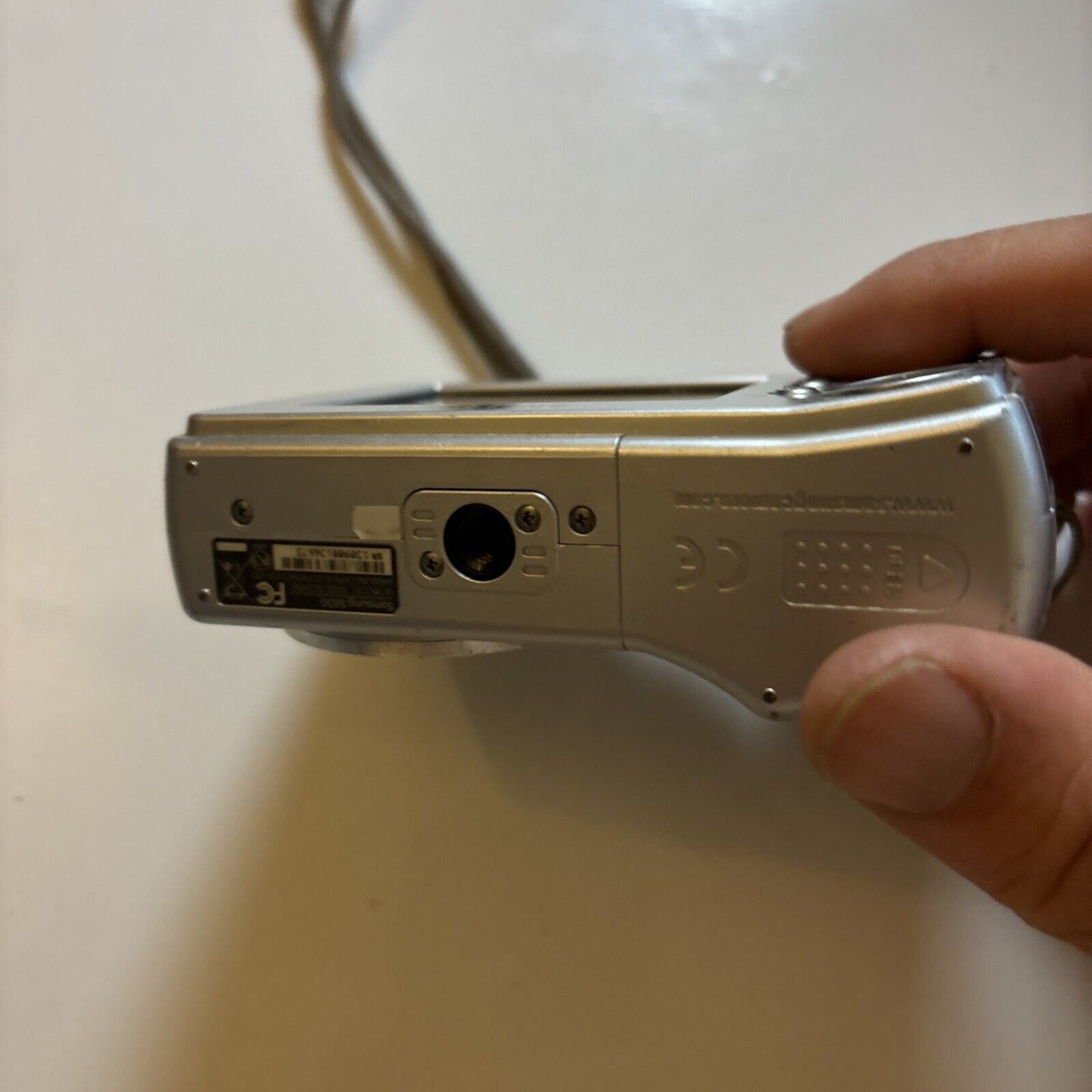 Samsung S630 Digital Camera 6MP *Not Working - For Parts Or Repair*