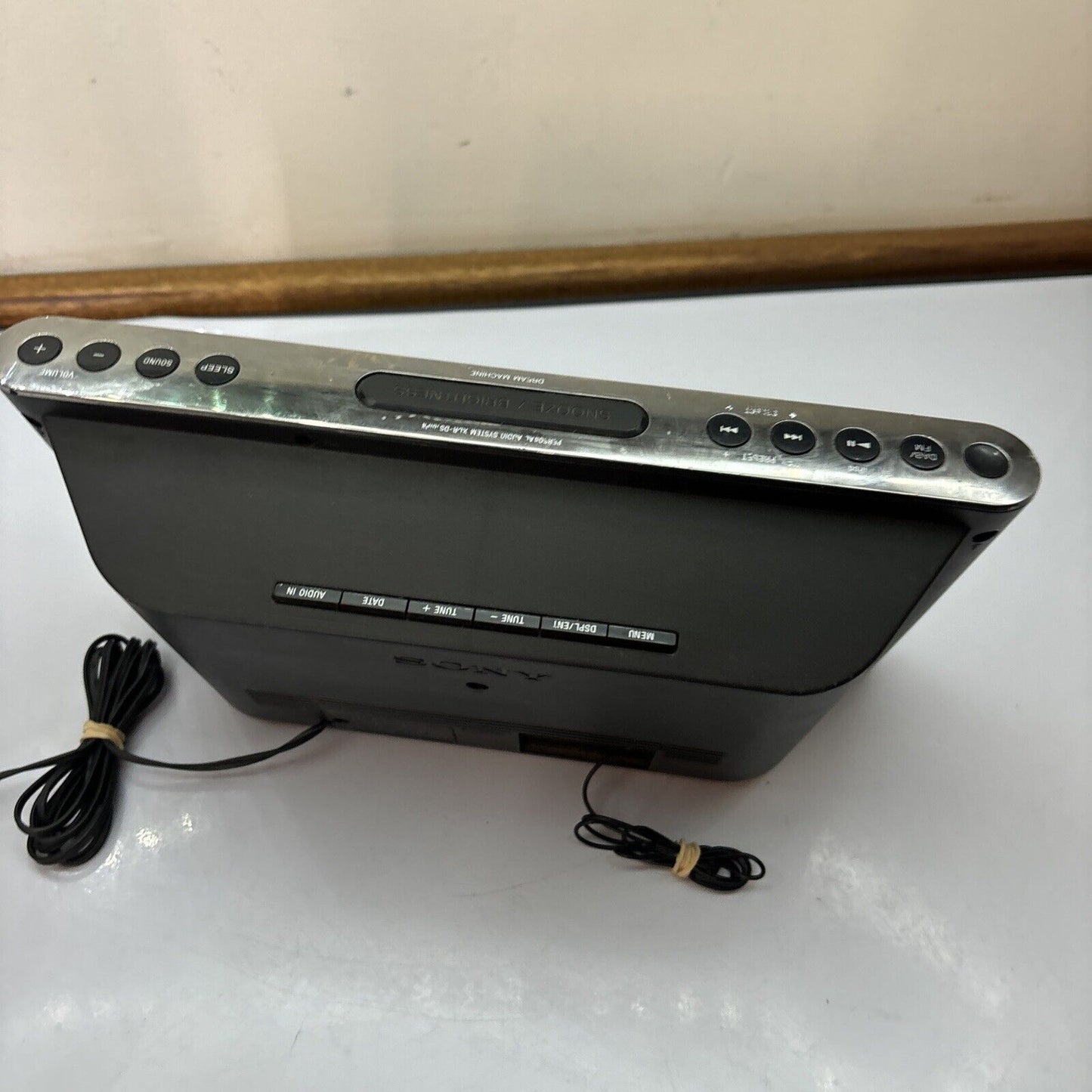 Sony Dream Machine XDR-DS16iPN DAB+ FM Radio Audio System *iPod Port Not Working