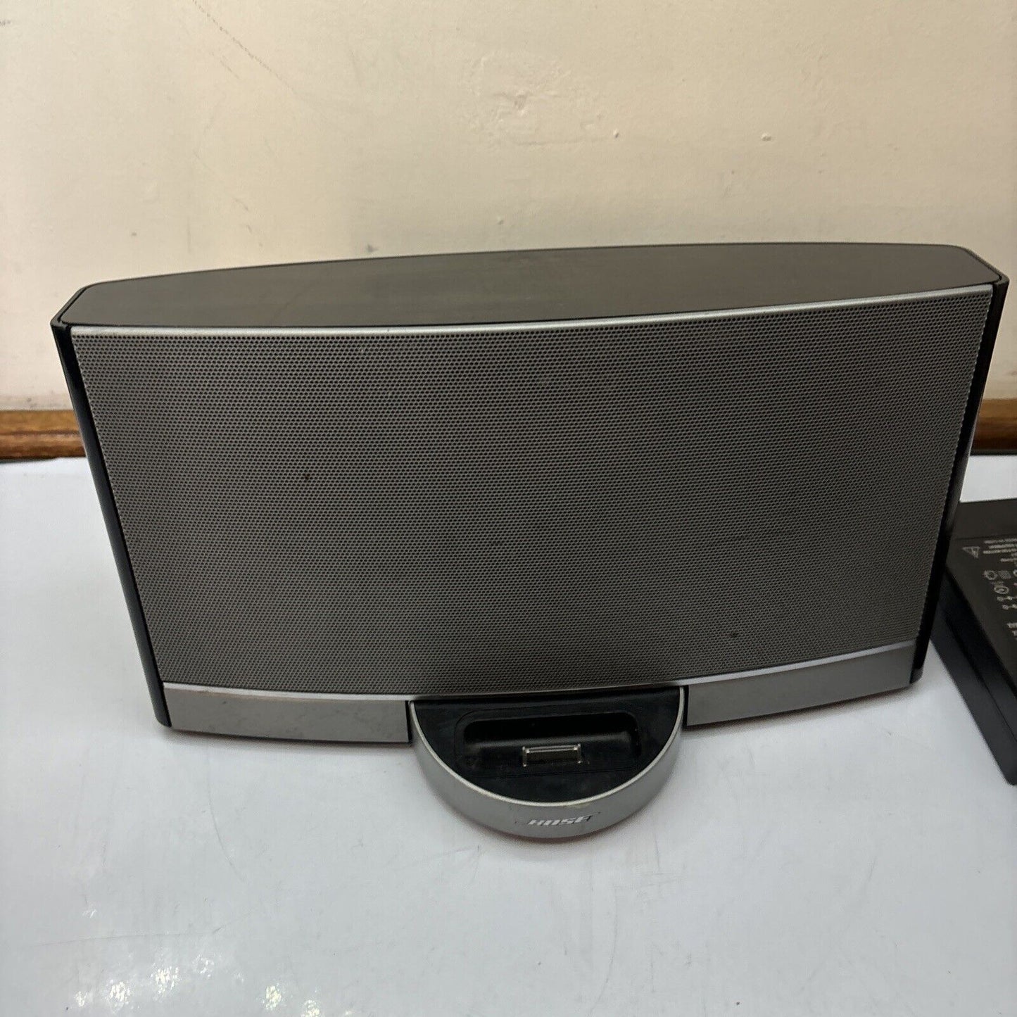 Bose SoundDock Portable Digital Music System For 30-Pin iPod *No Remote Control*