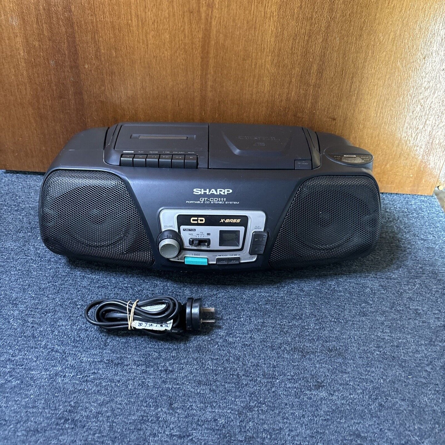 Sharp QT-CD111 Boombox CD Cassette AM/FM Radio