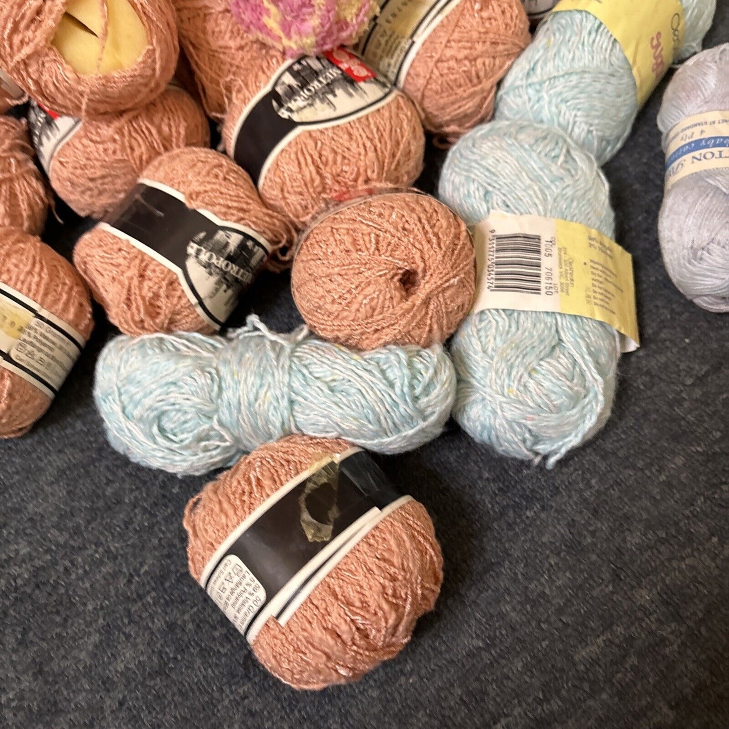 24x Mixed Yarn Cotton Acrylic Polyester Schewe