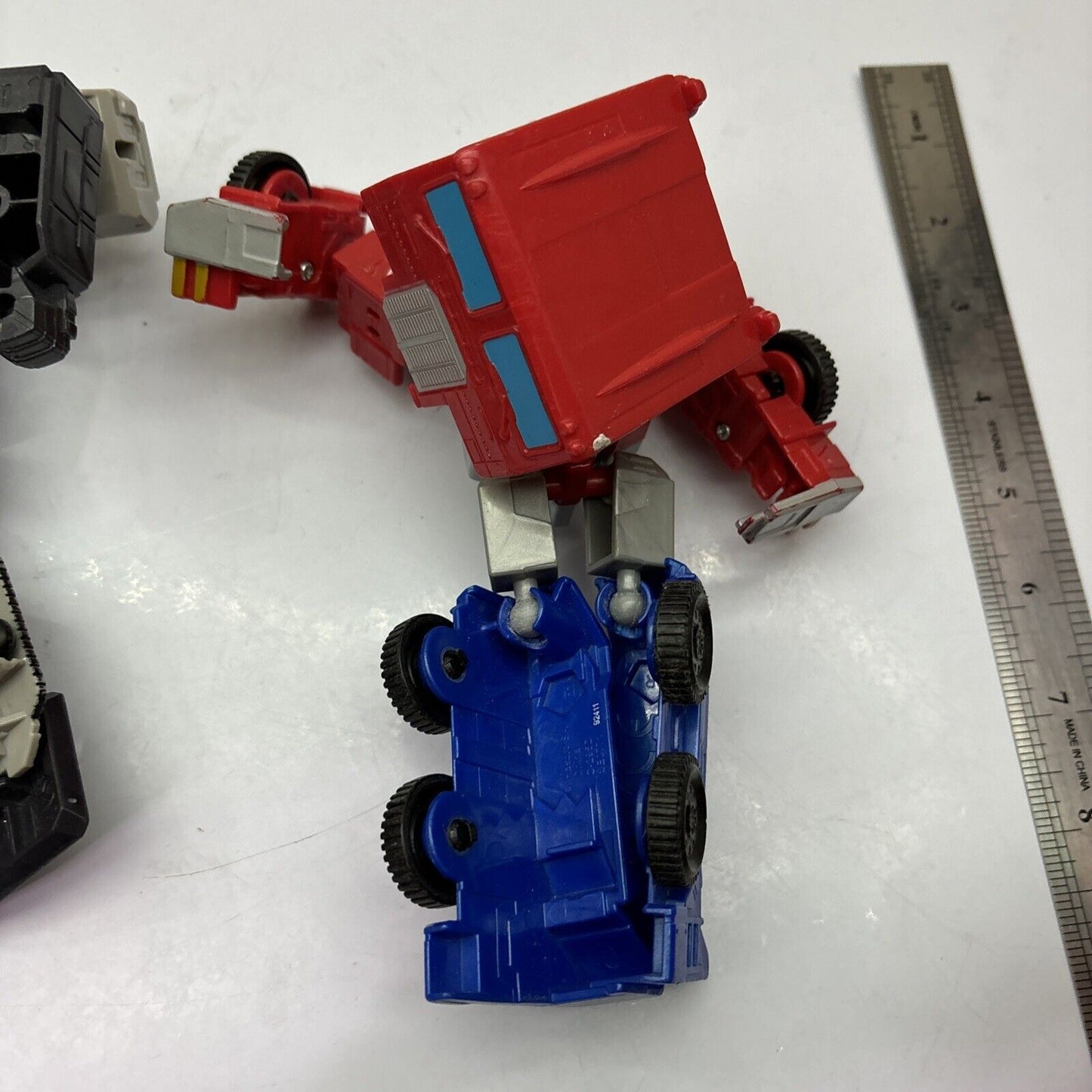 Transformers Optimus Prime & Megatron Figure C-295D E4302 E0771 *Missing Parts*