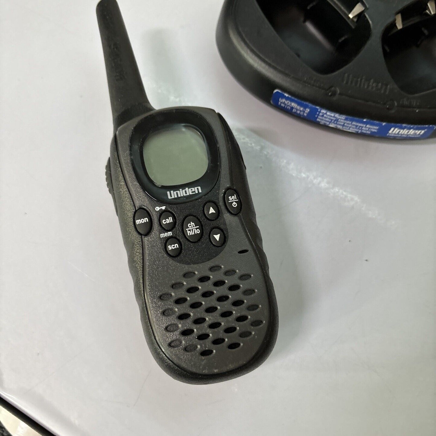Uniden UH038SX-2 Handheld UHF Radio Twin Pack & Charger